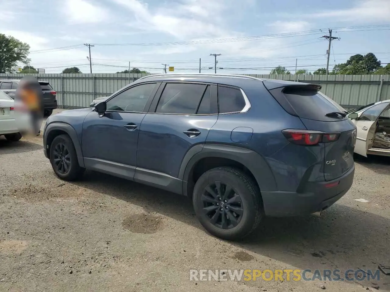 2 fotografías del automóvil dañado 7MMVABAM4RN204963 MAZDA CX-50 SELE 2024