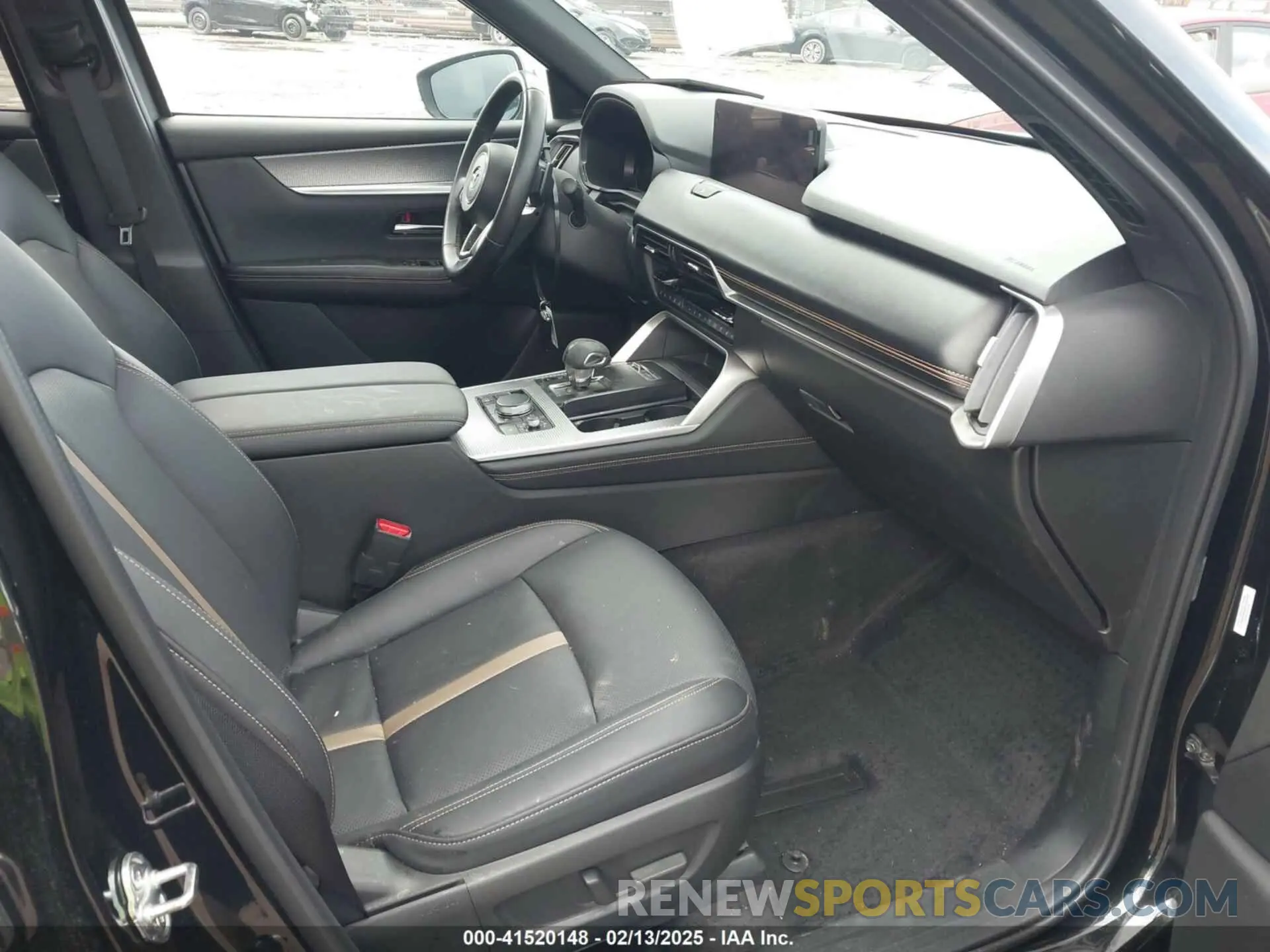 5 fotografías del automóvil dañado JM3KJDHC8S1109547 MAZDA CX-70 2025