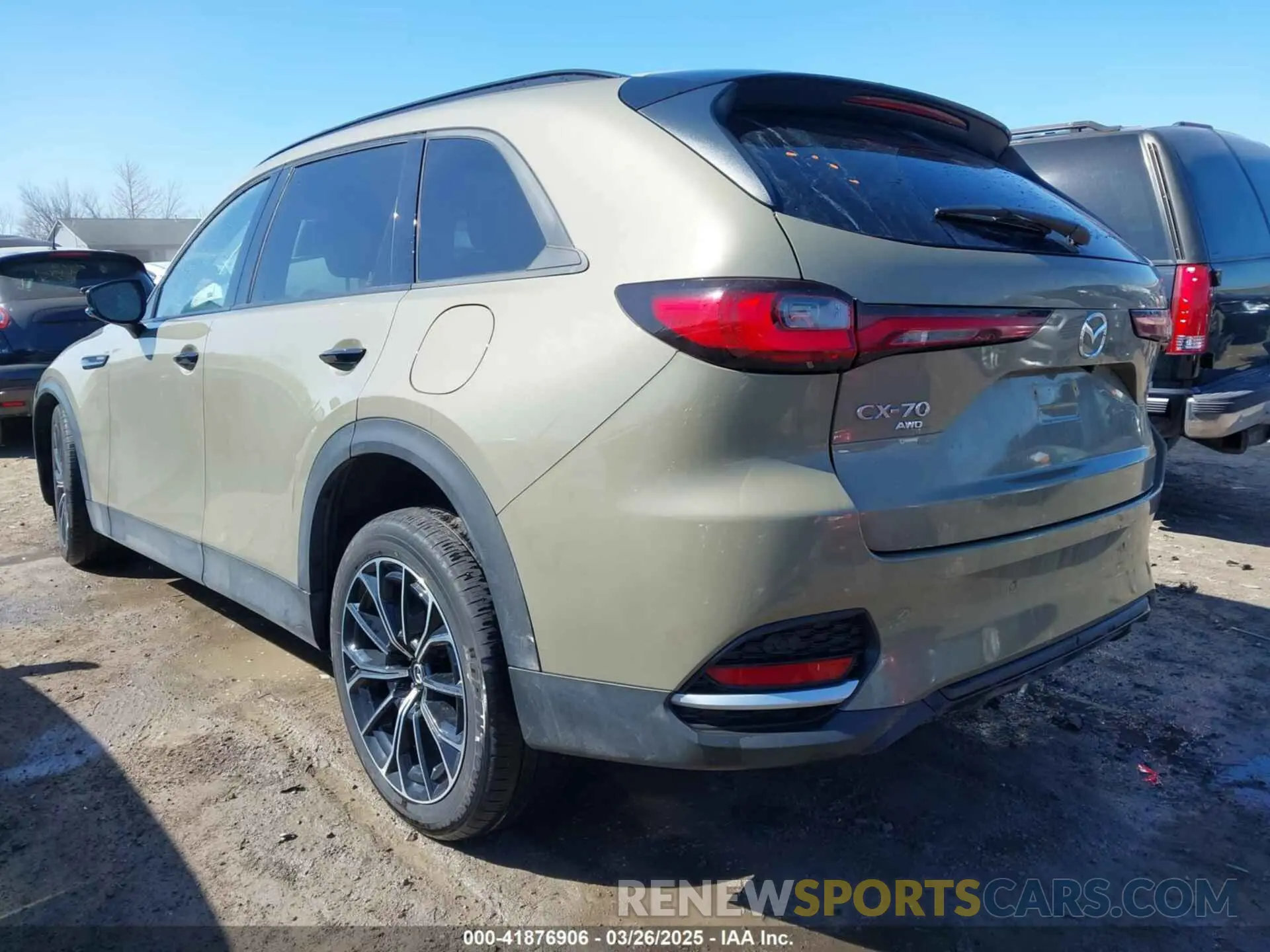 3 fotografías del automóvil dañado JM3KJDHAXS1108656 MAZDA CX-70 PHEV 2025