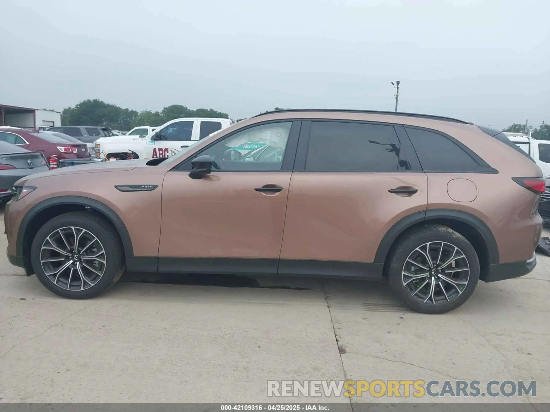 15 fotografías del automóvil dañado JM3KJEHA1S1111323 MAZDA CX-70 PHEV 2025