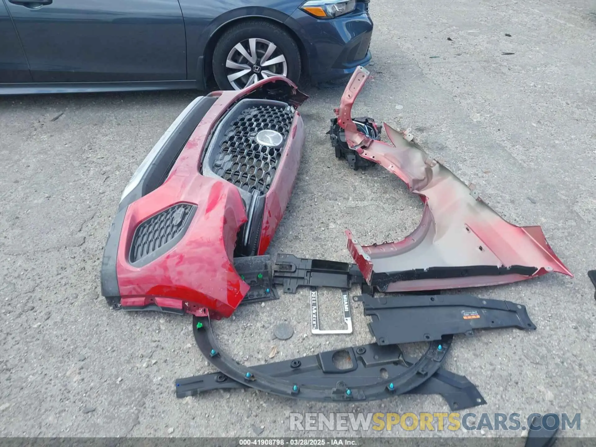 12 fotografías del automóvil dañado JM3KJEHA4S1112319 MAZDA CX-70 PHEV 2025