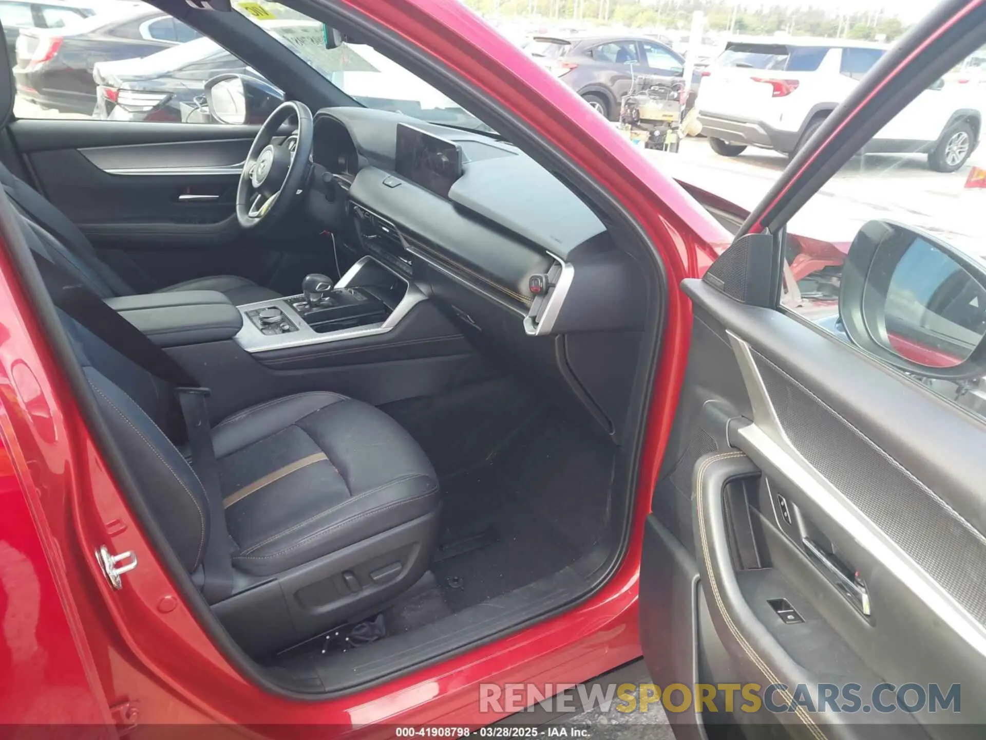 5 fotografías del automóvil dañado JM3KJEHA4S1112319 MAZDA CX-70 PHEV 2025