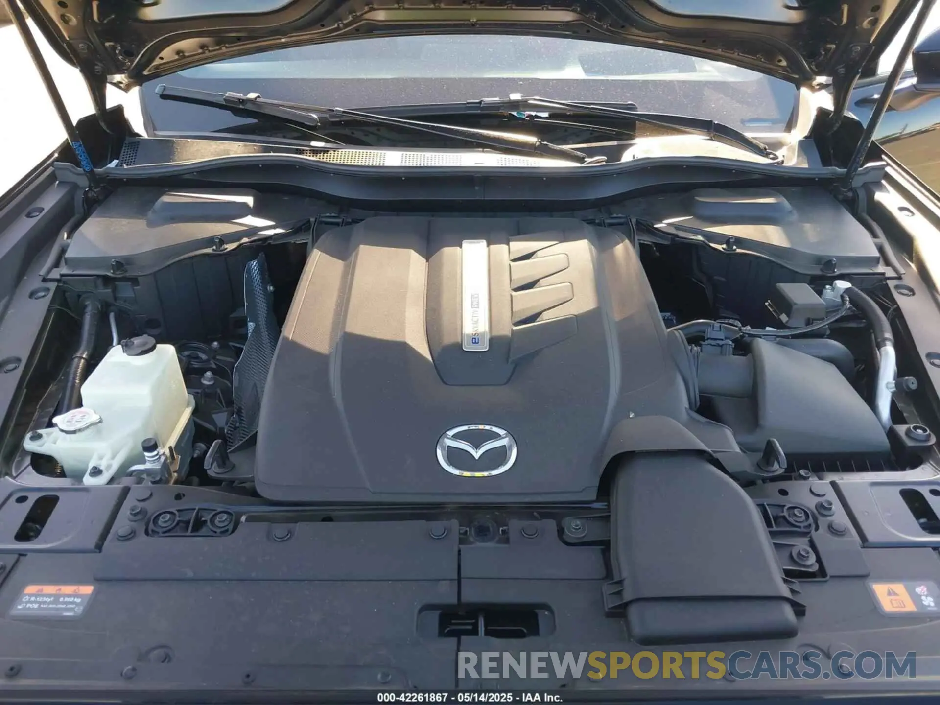 10 fotografías del automóvil dañado JM3KJEHA8S1100304 MAZDA CX-70 PHEV 2025