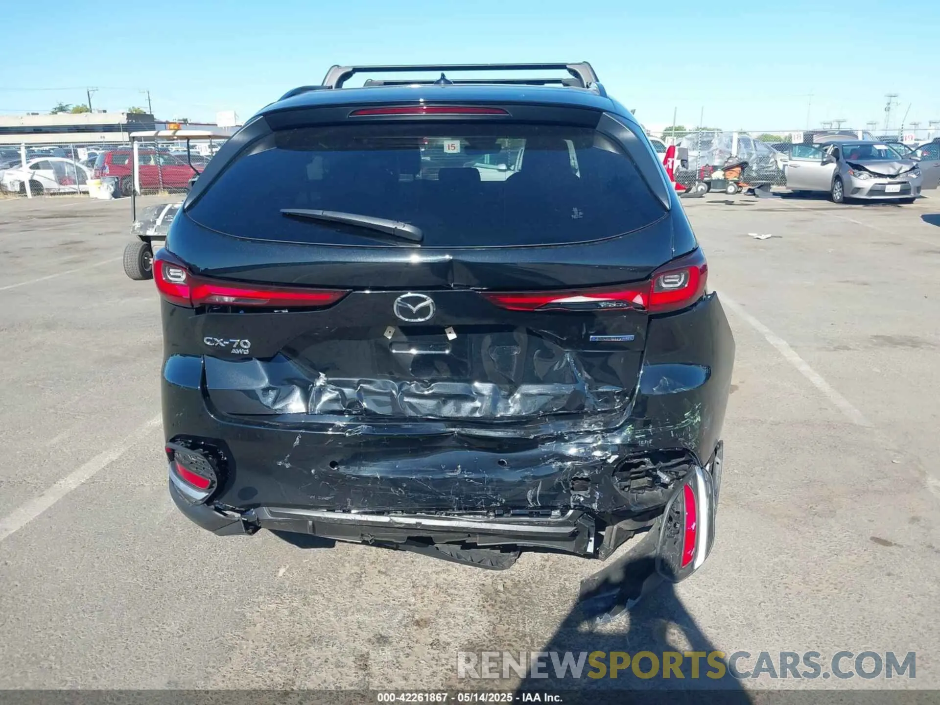 6 fotografías del automóvil dañado JM3KJEHA8S1100304 MAZDA CX-70 PHEV 2025