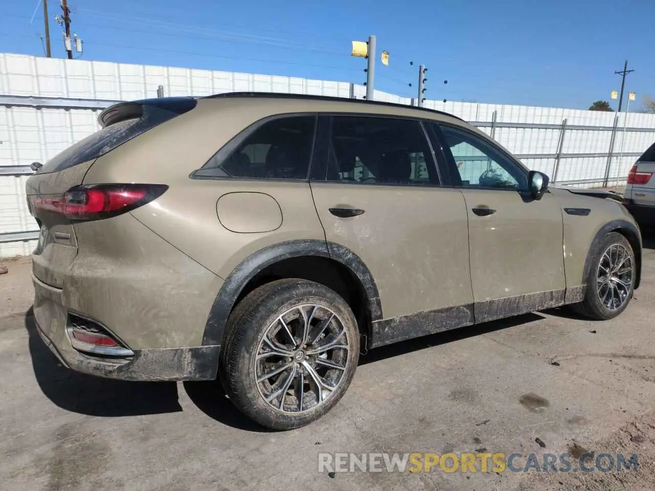 3 fotografías del automóvil dañado JM3KJDHAXS1100444 MAZDA CX-70 PREM 2025
