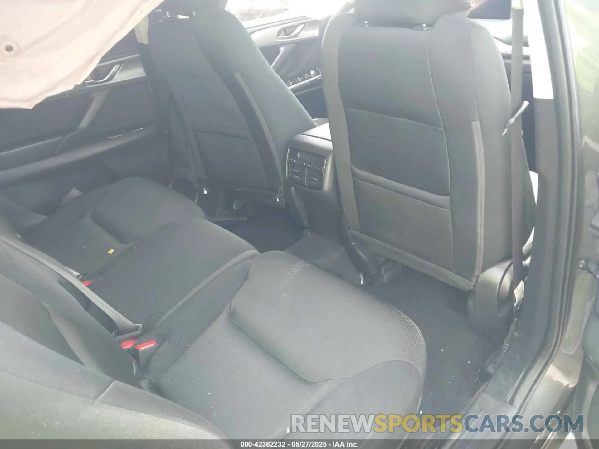 8 fotografías del automóvil dañado JM3TCABY0K0327361 MAZDA CX-9 2019