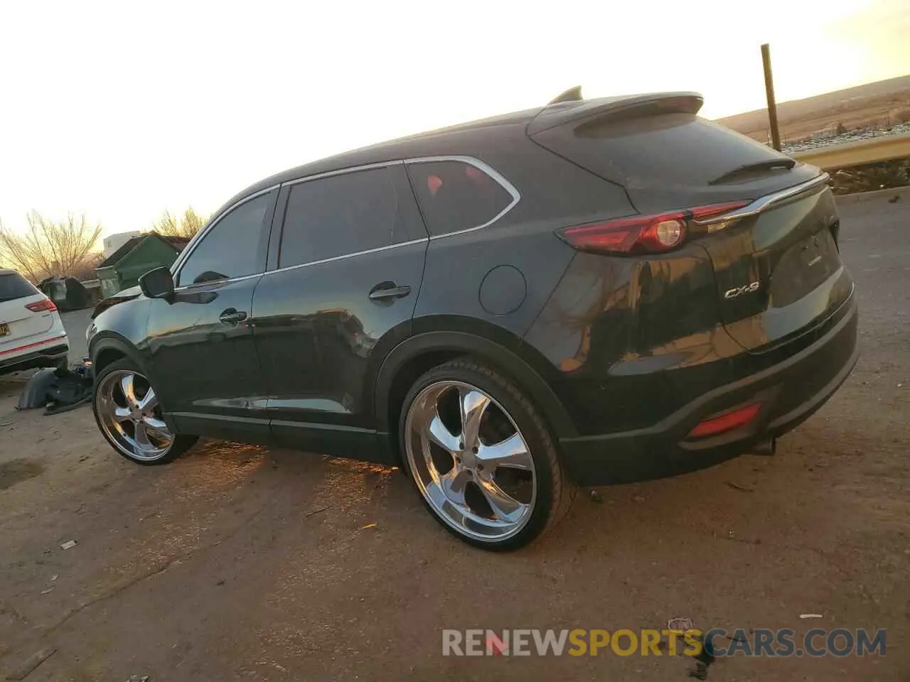 2 fotografías del automóvil dañado JM3TCABY2K0325613 MAZDA CX-9 2019