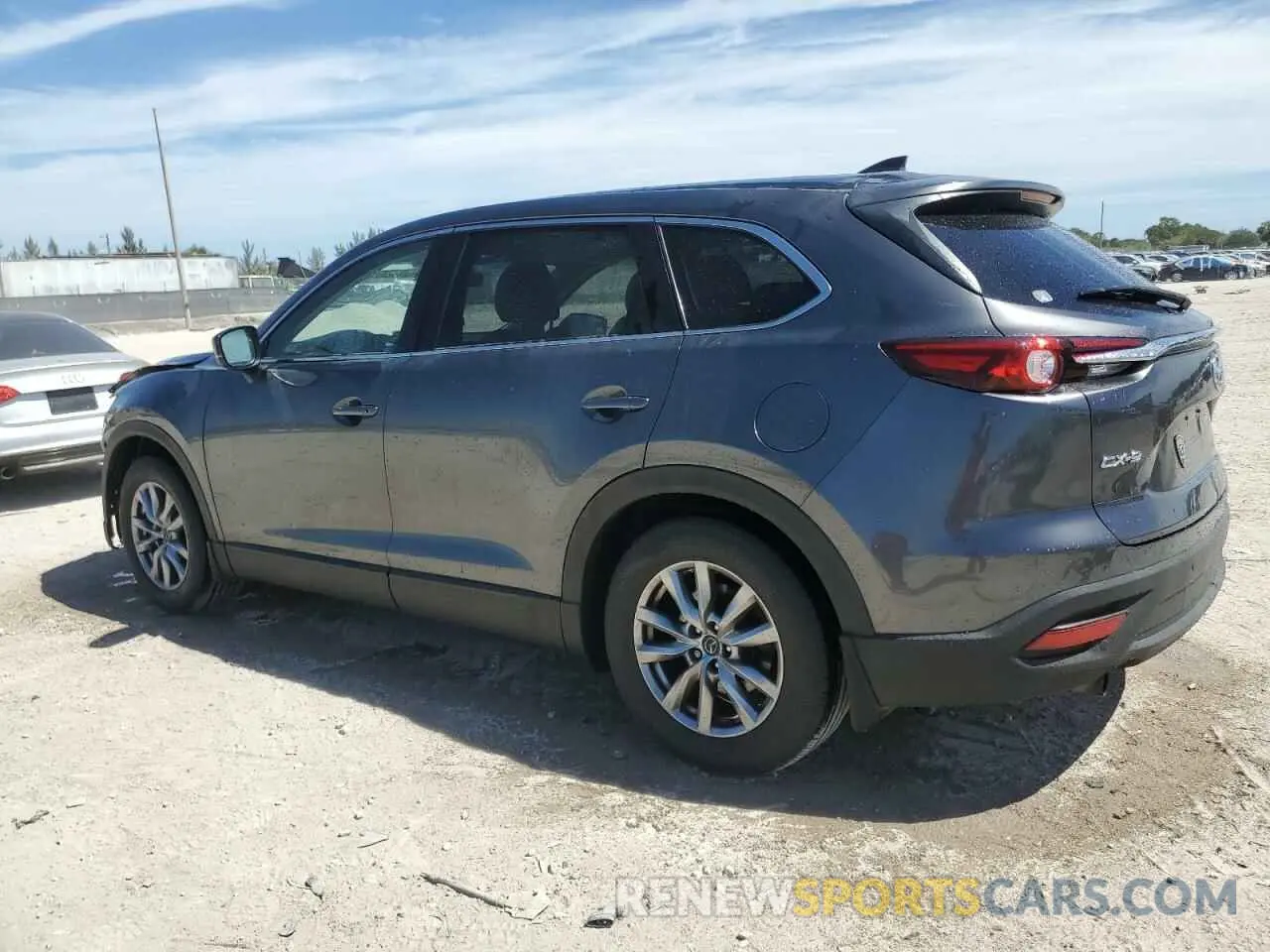 2 fotografías del automóvil dañado JM3TCACY4K0330567 MAZDA CX-9 2019