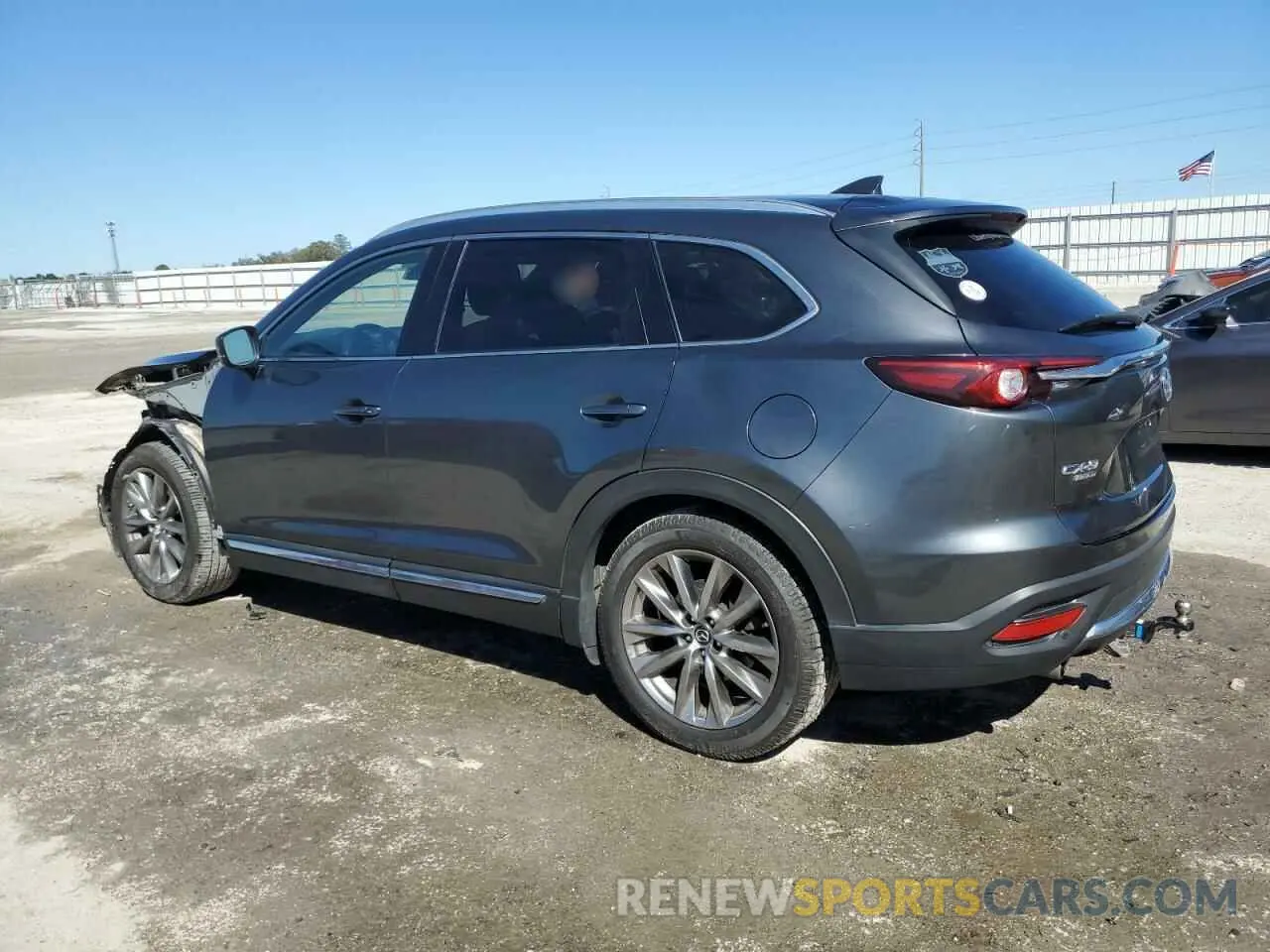 2 fotografías del automóvil dañado JM3TCBEY8K0322832 MAZDA CX-9 2019