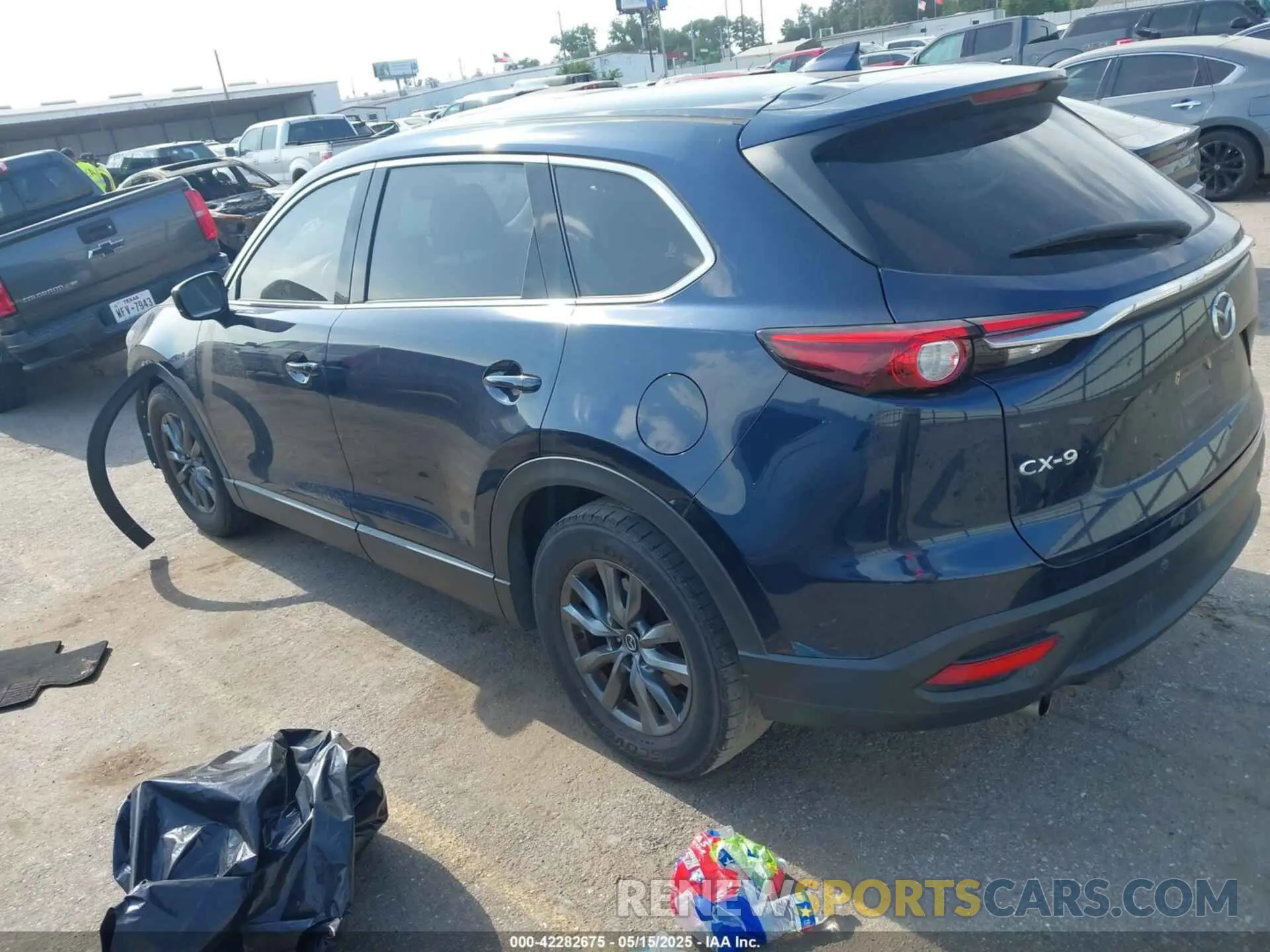 3 fotografías del automóvil dañado JM3TCACY1L0419630 MAZDA CX-9 2020