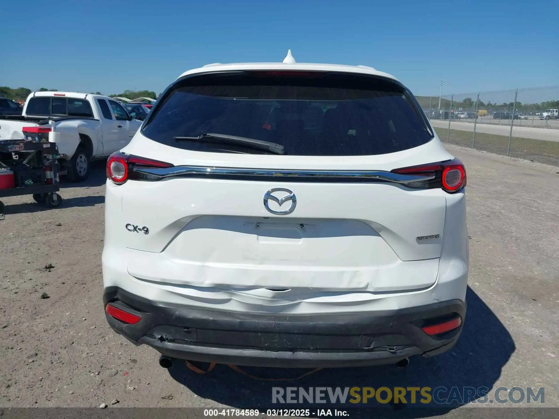 16 fotografías del automóvil dañado JM3TCACY6L0403584 MAZDA CX-9 2020