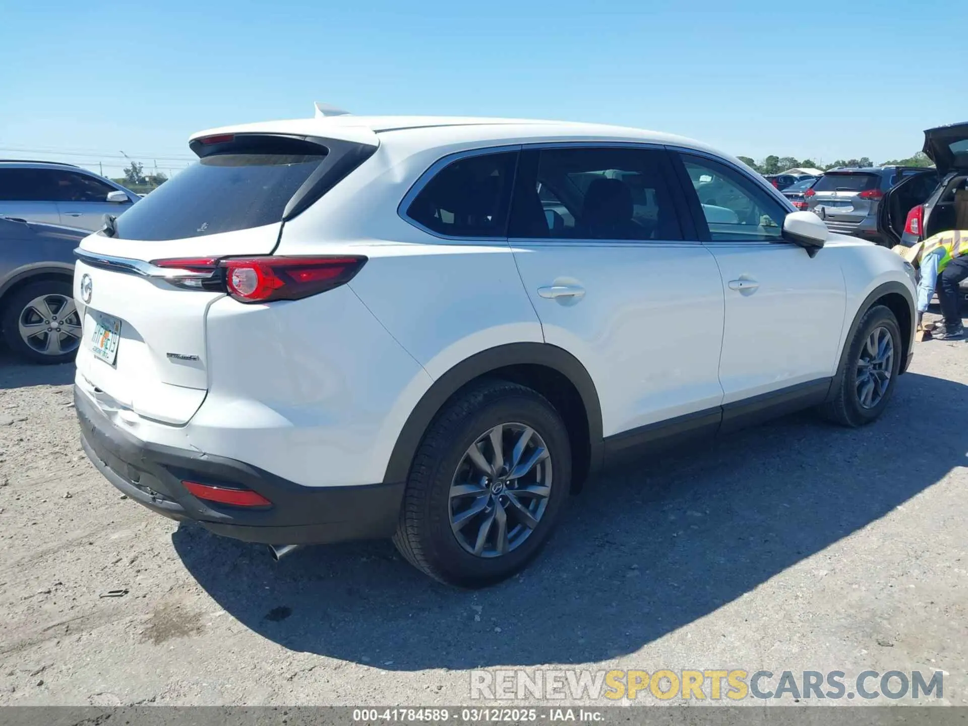 4 fotografías del automóvil dañado JM3TCACY6L0403584 MAZDA CX-9 2020