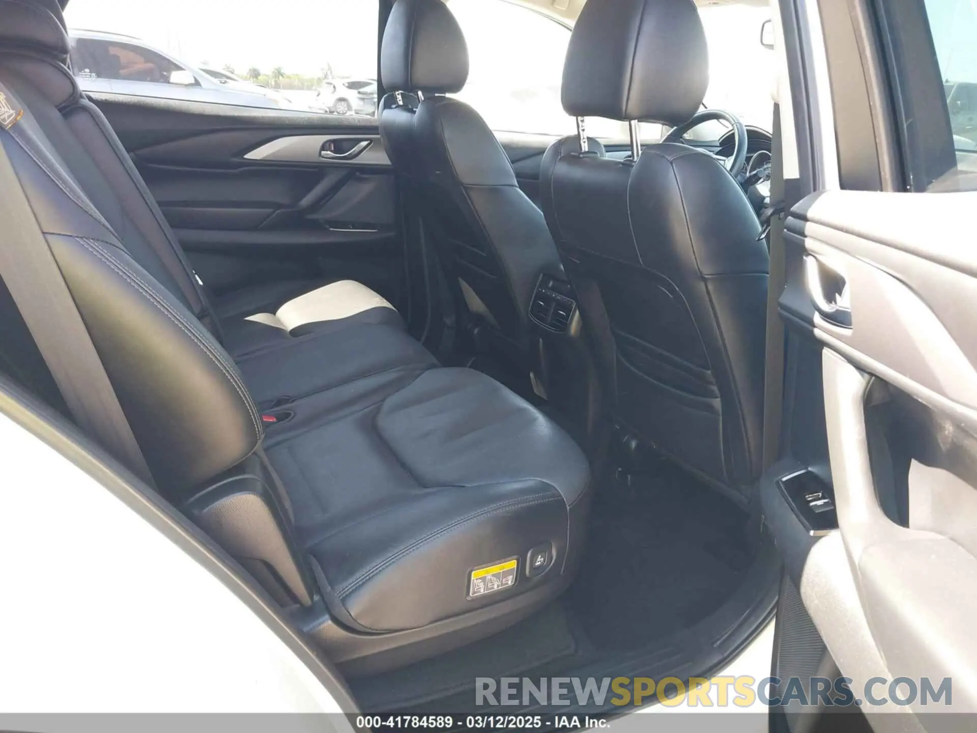 8 fotografías del automóvil dañado JM3TCACY6L0403584 MAZDA CX-9 2020