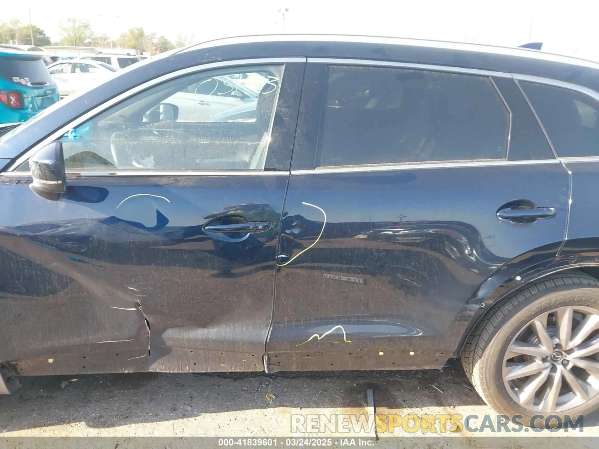 14 fotografías del automóvil dañado JM3TCADY0L0422548 MAZDA CX-9 2020