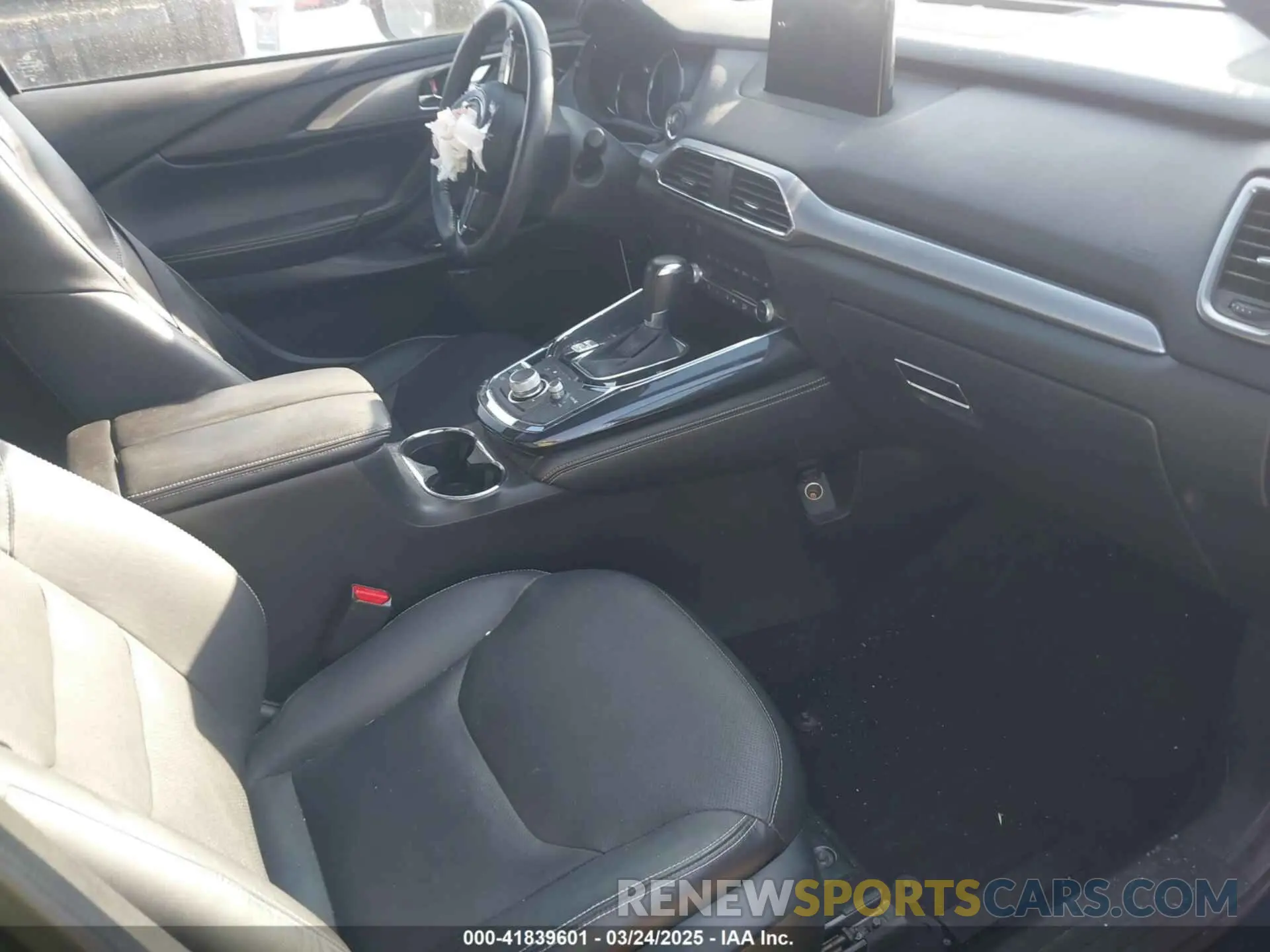5 fotografías del automóvil dañado JM3TCADY0L0422548 MAZDA CX-9 2020