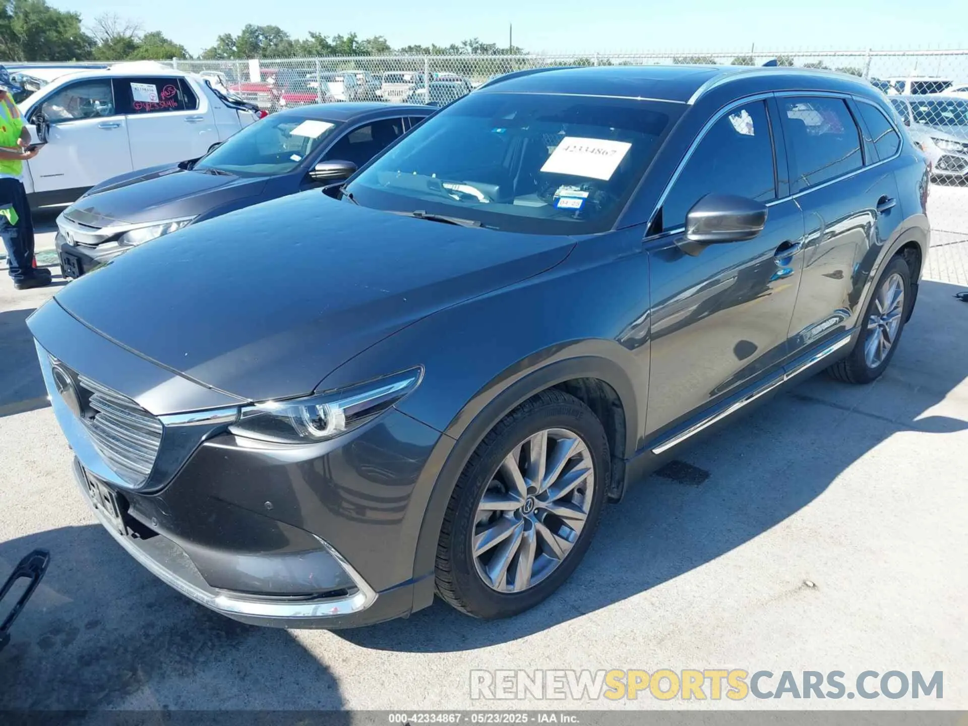 2 fotografías del automóvil dañado JM3TCADY1L0417651 MAZDA CX-9 2020