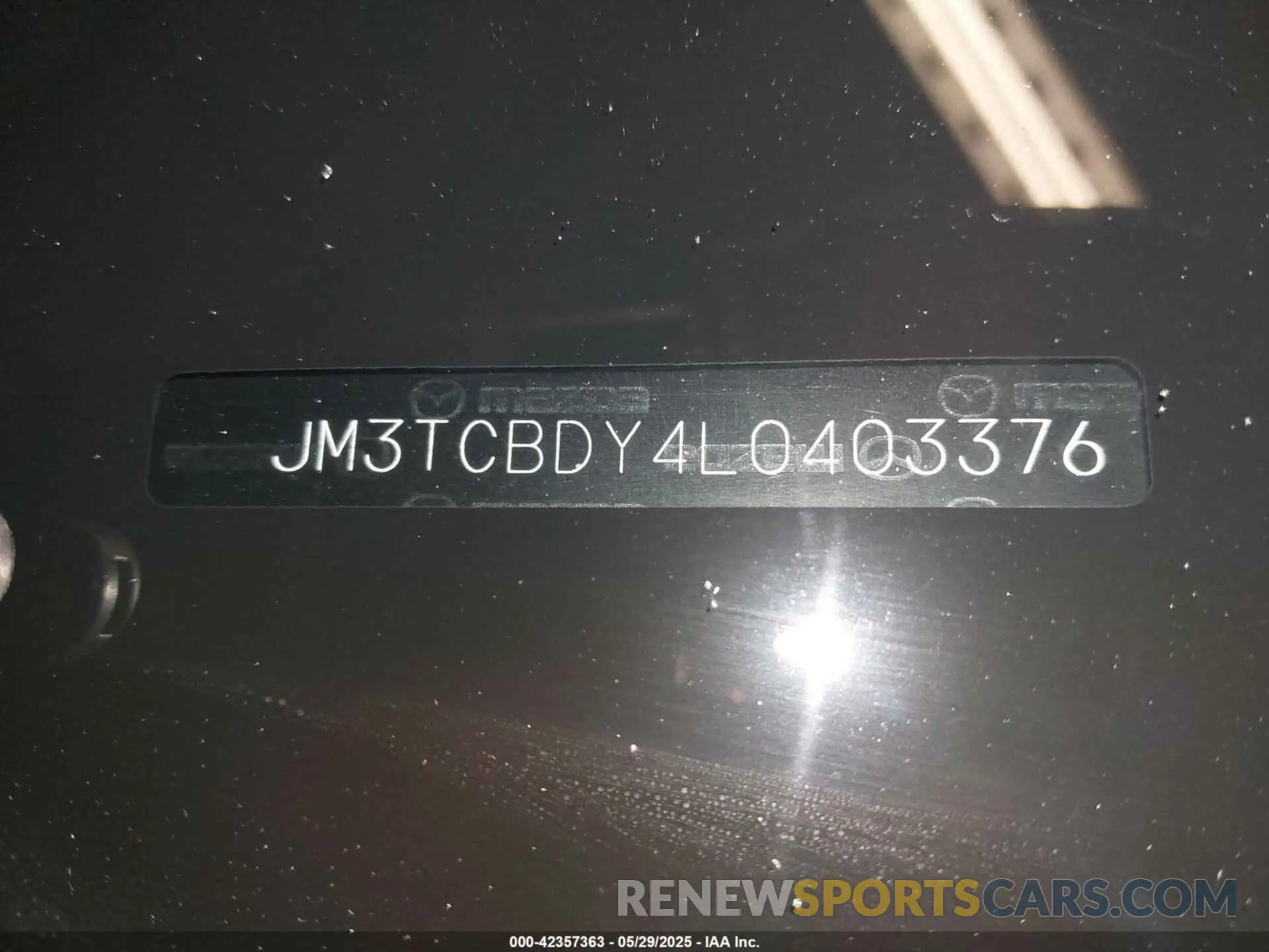 18 fotografías del automóvil dañado JM3TCBDY4L0403376 MAZDA CX-9 2020