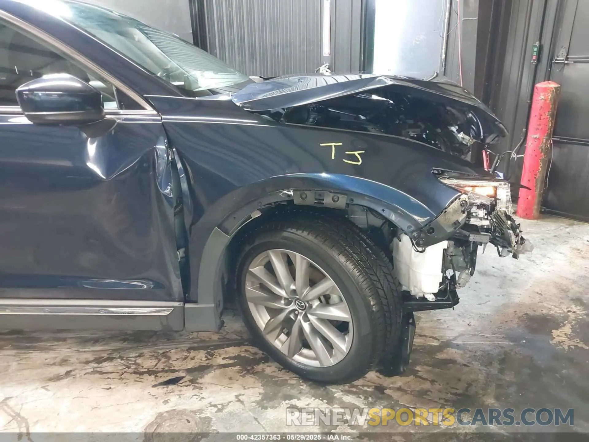 19 fotografías del automóvil dañado JM3TCBDY4L0403376 MAZDA CX-9 2020