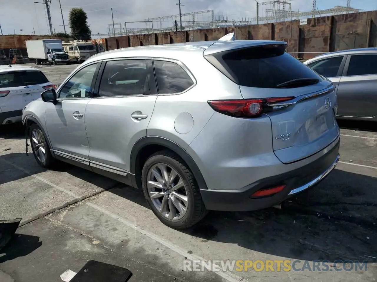 2 fotografías del automóvil dañado JM3TCBDY4L0415768 MAZDA CX-9 2020