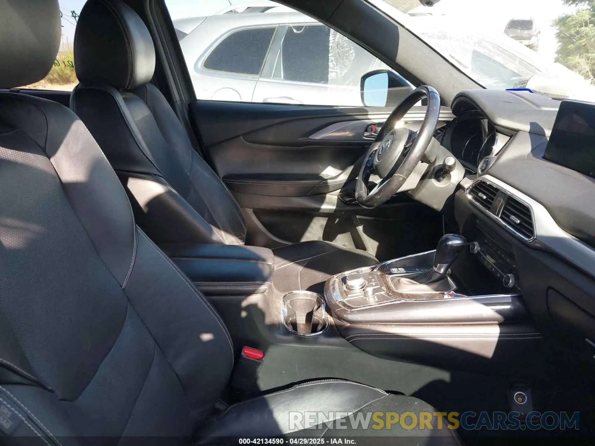 5 fotografías del automóvil dañado JM3TCBDY8L0423632 MAZDA CX-9 2020