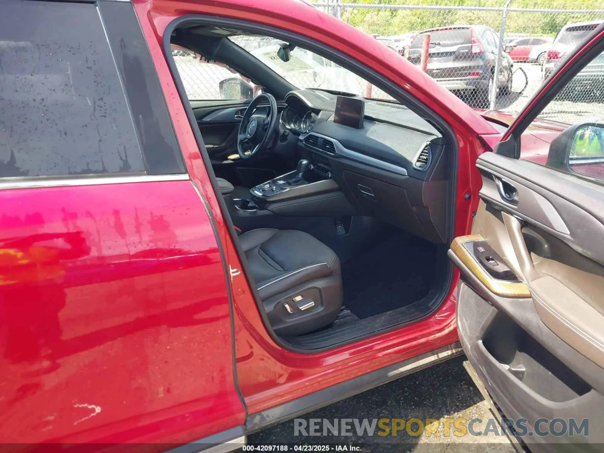 5 fotografías del automóvil dañado JM3TCBEY4L0413789 MAZDA CX-9 2020