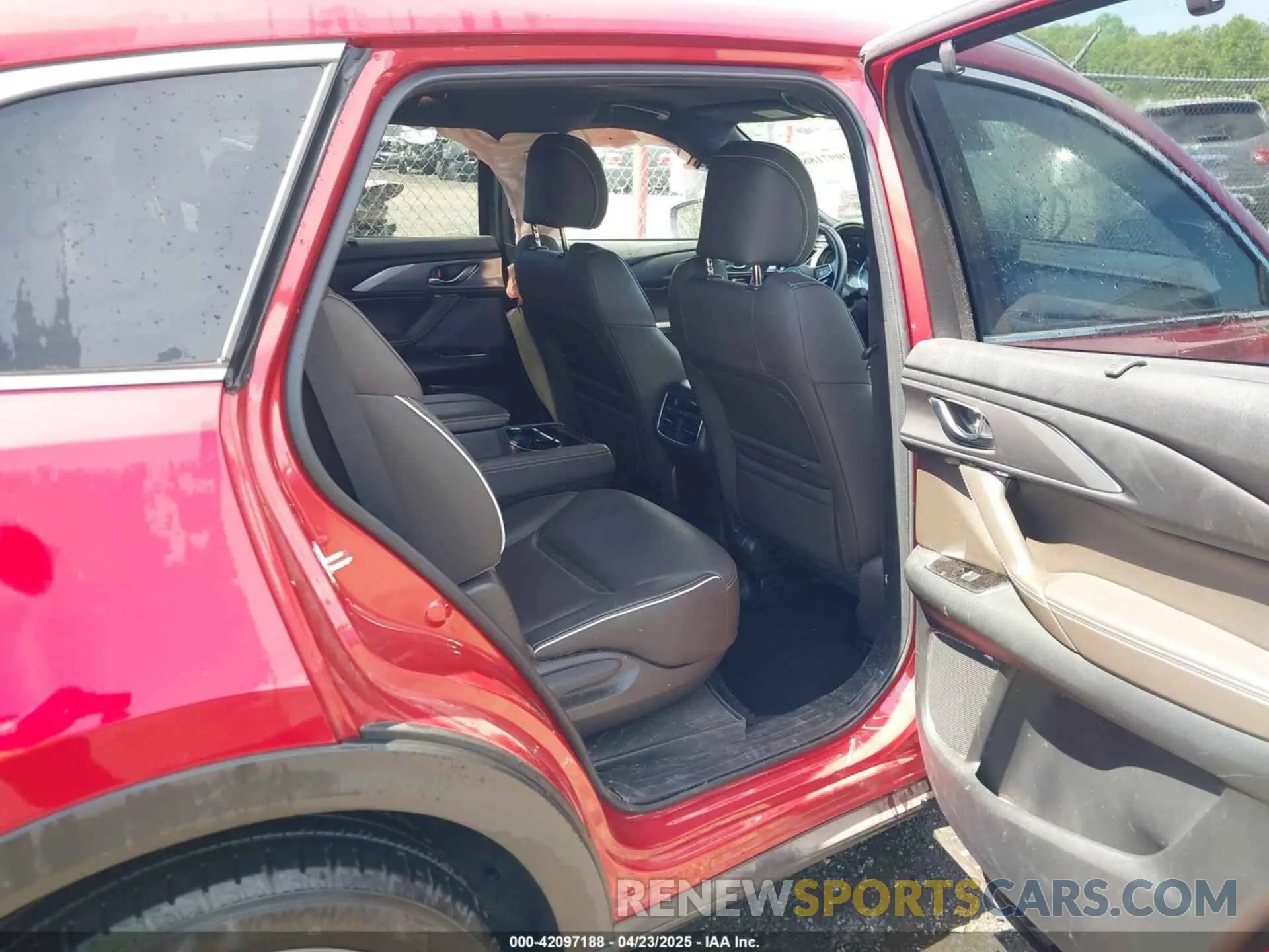 8 fotografías del automóvil dañado JM3TCBEY4L0413789 MAZDA CX-9 2020