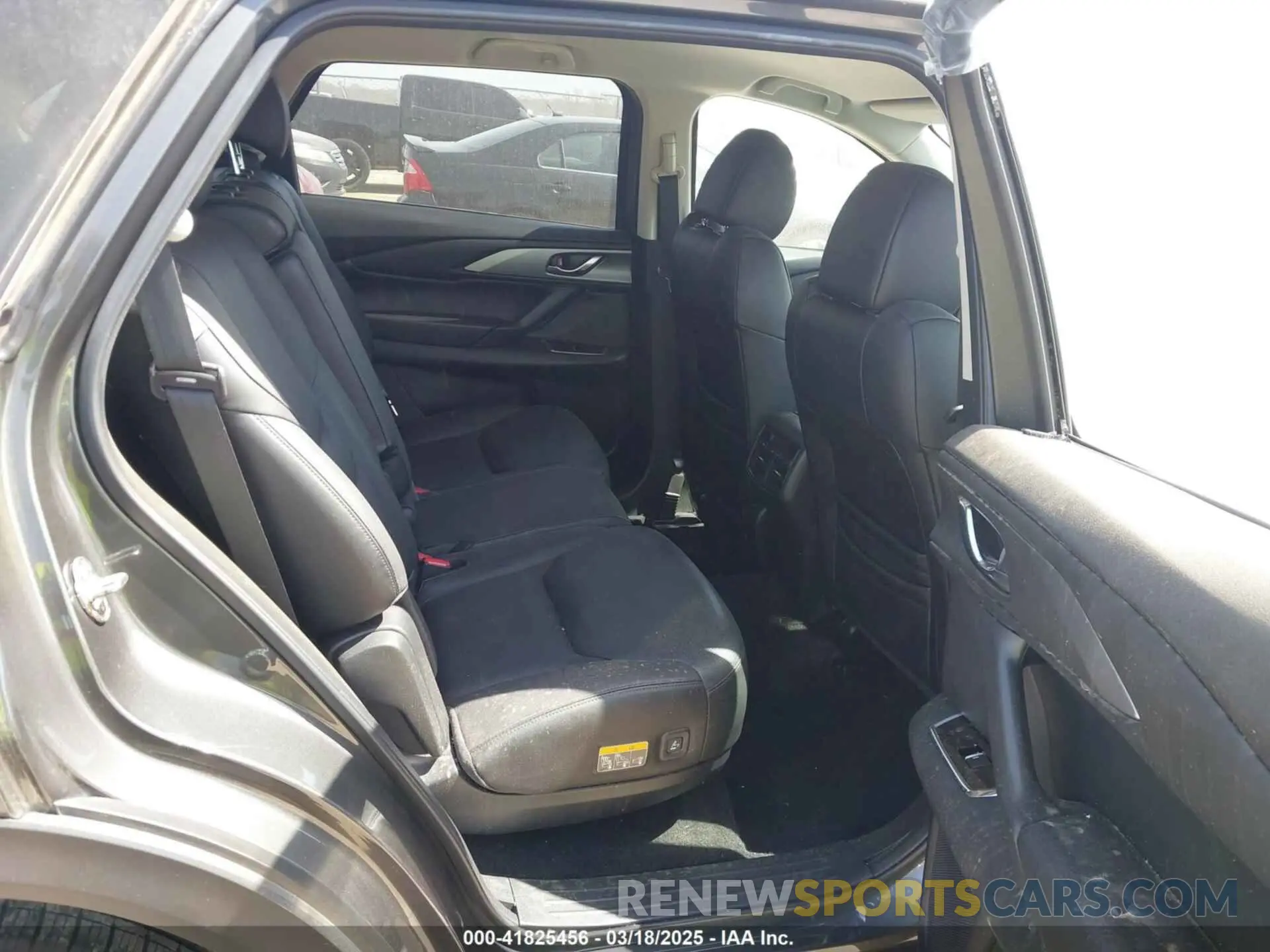 8 fotografías del automóvil dañado JM3TCACY2M0502016 MAZDA CX-9 2021