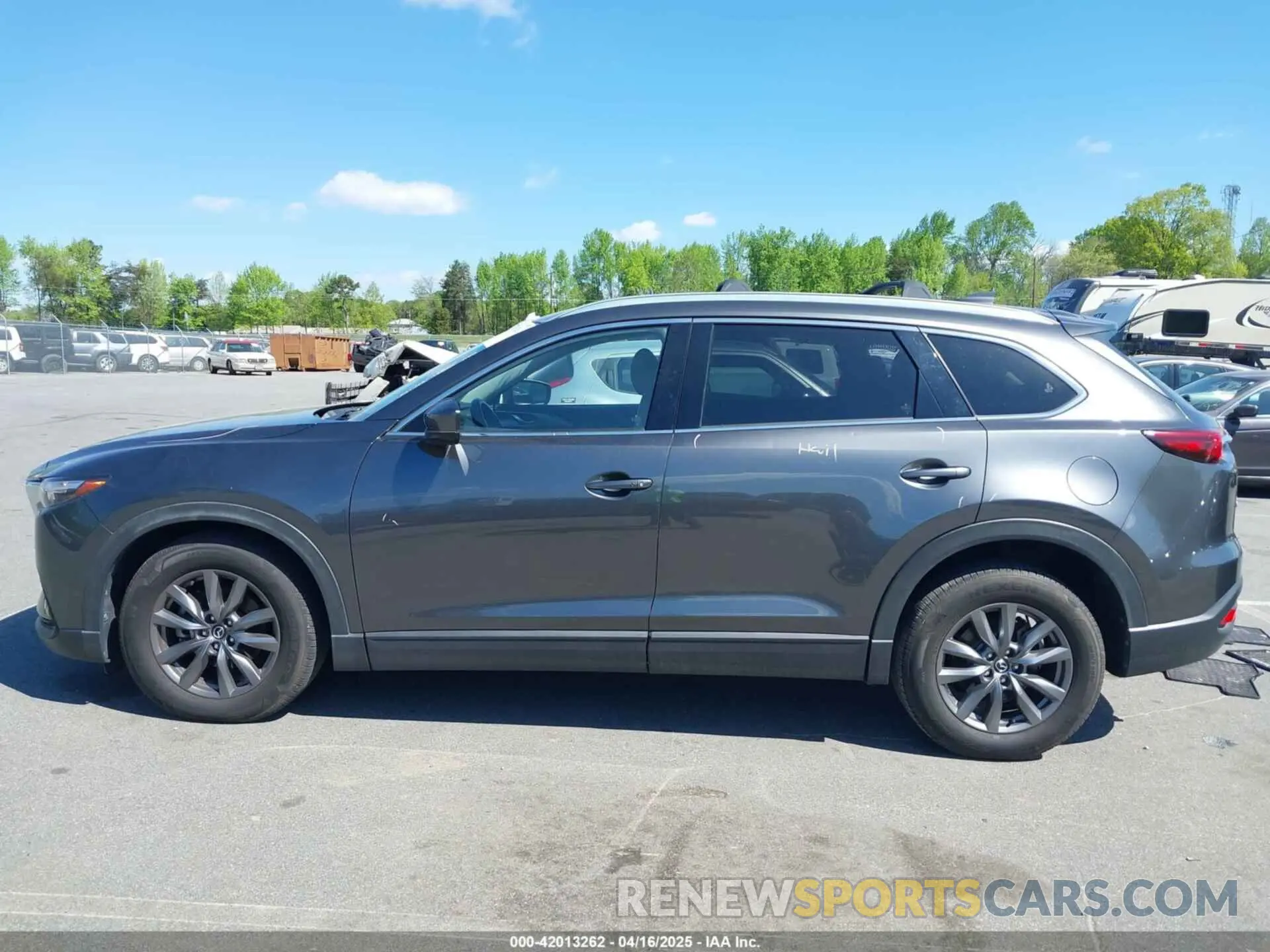 15 fotografías del automóvil dañado JM3TCACY7M0503484 MAZDA CX-9 2021
