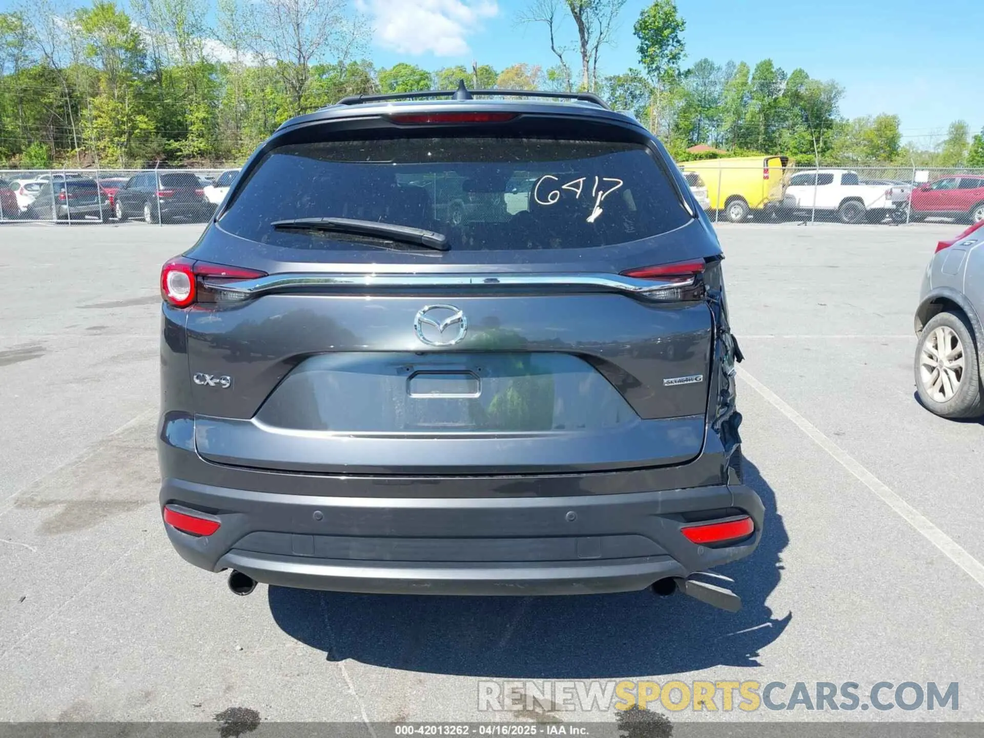 17 fotografías del automóvil dañado JM3TCACY7M0503484 MAZDA CX-9 2021