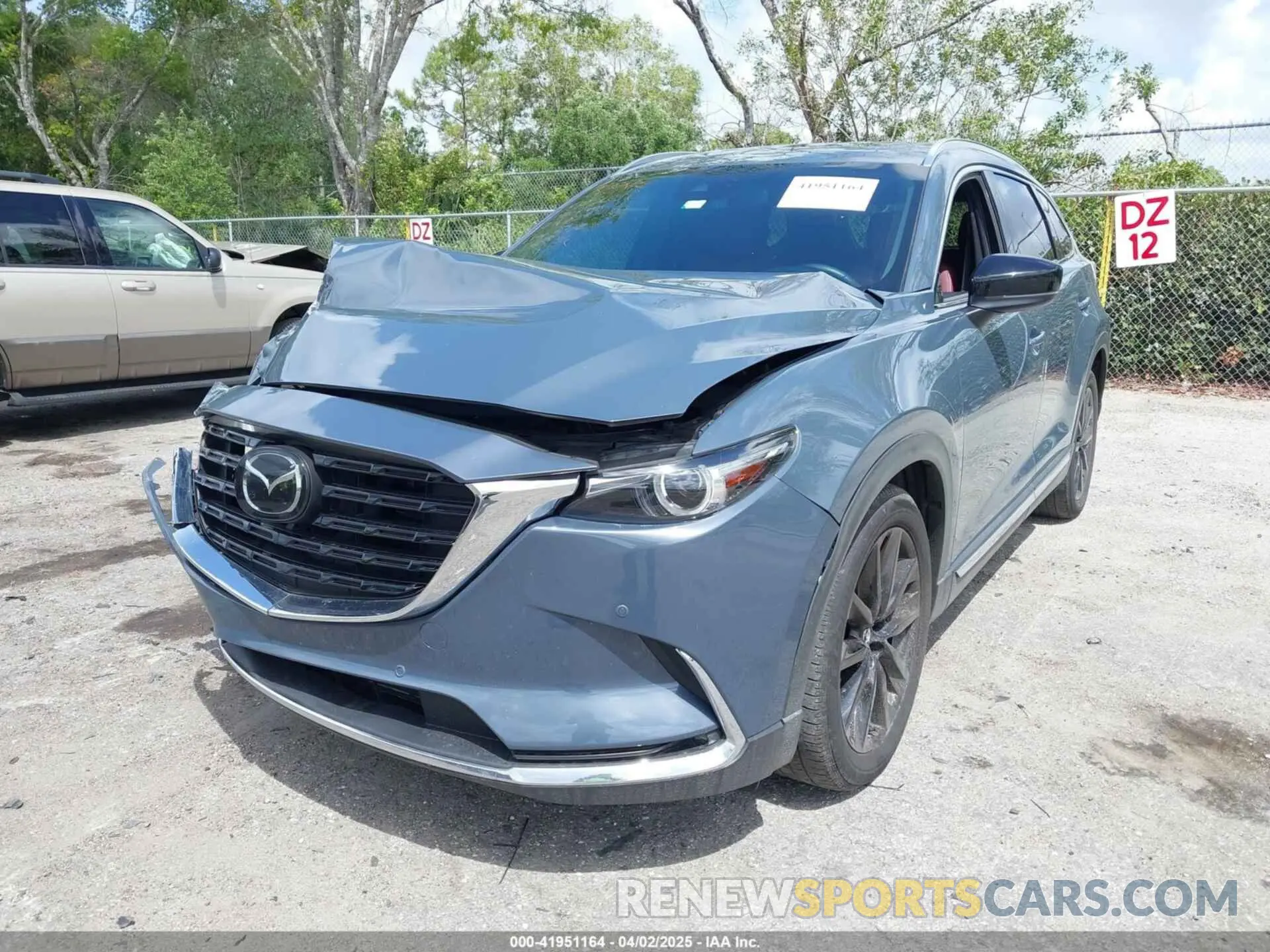 12 fotografías del automóvil dañado JM3TCADY3M0517722 MAZDA CX-9 2021