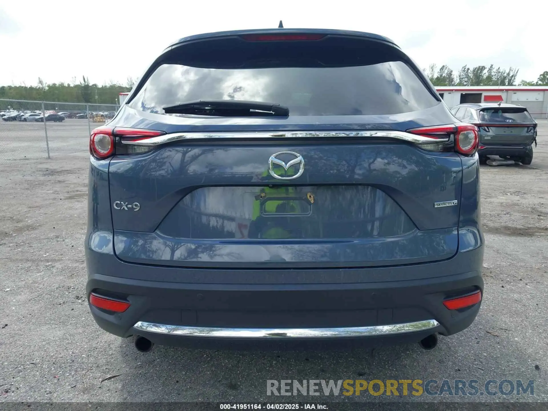 17 fotografías del automóvil dañado JM3TCADY3M0517722 MAZDA CX-9 2021