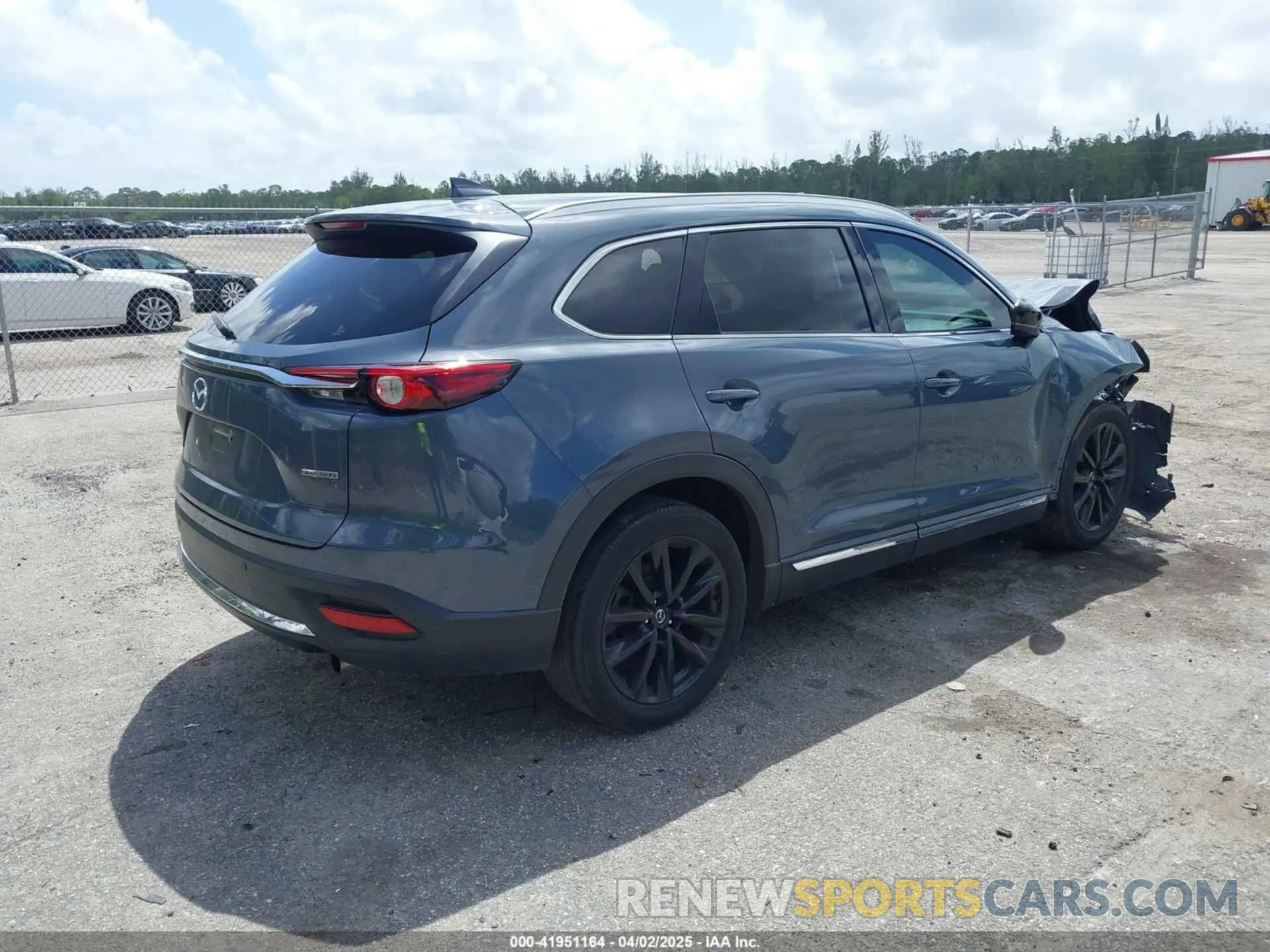 4 fotografías del automóvil dañado JM3TCADY3M0517722 MAZDA CX-9 2021