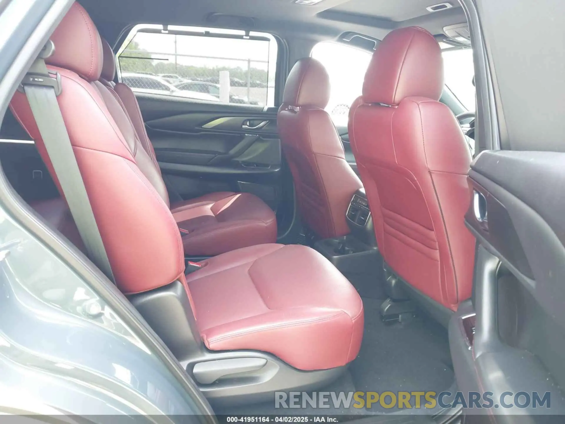 8 fotografías del automóvil dañado JM3TCADY3M0517722 MAZDA CX-9 2021