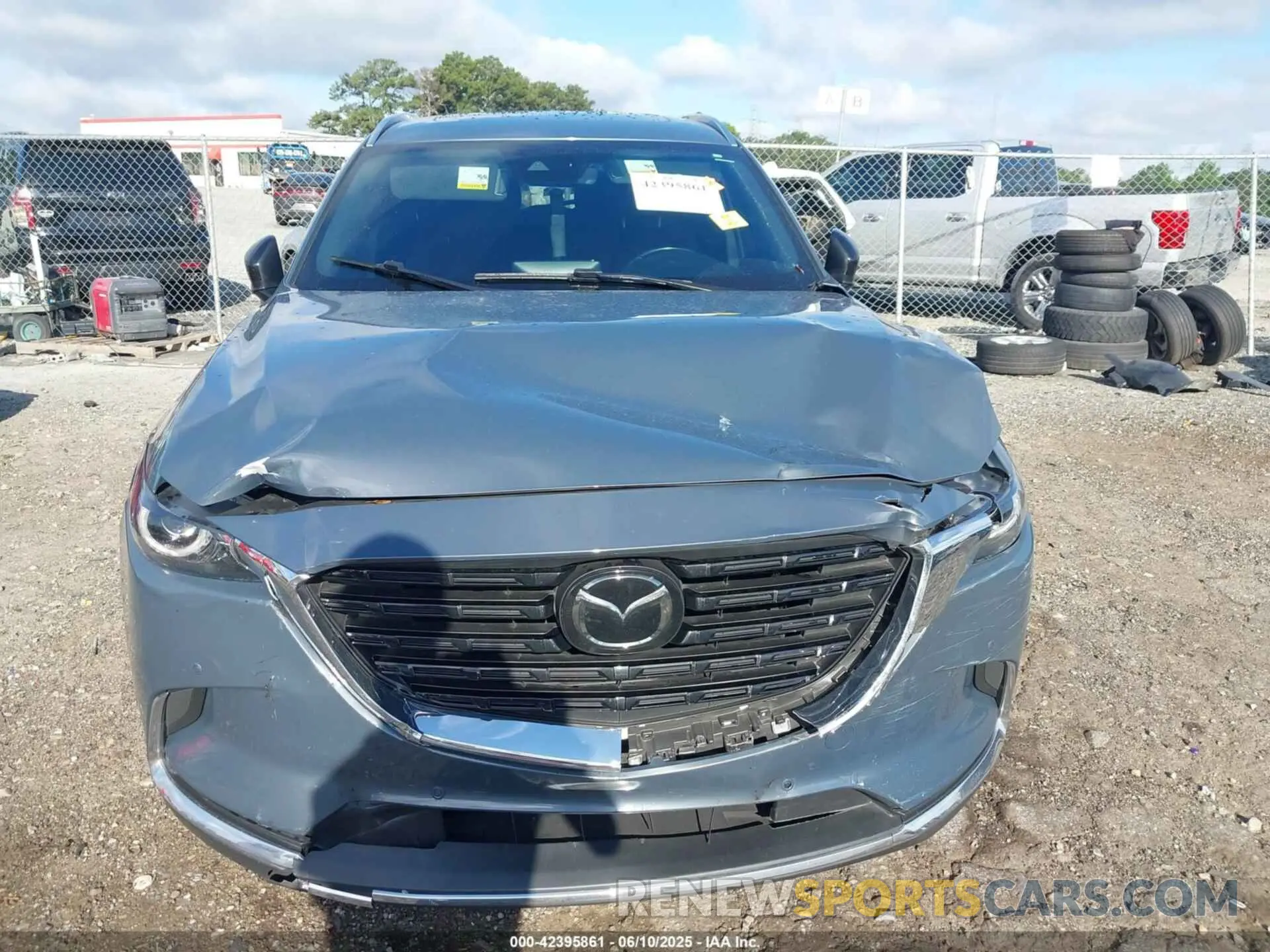12 fotografías del automóvil dañado JM3TCADY7M0528223 MAZDA CX-9 2021