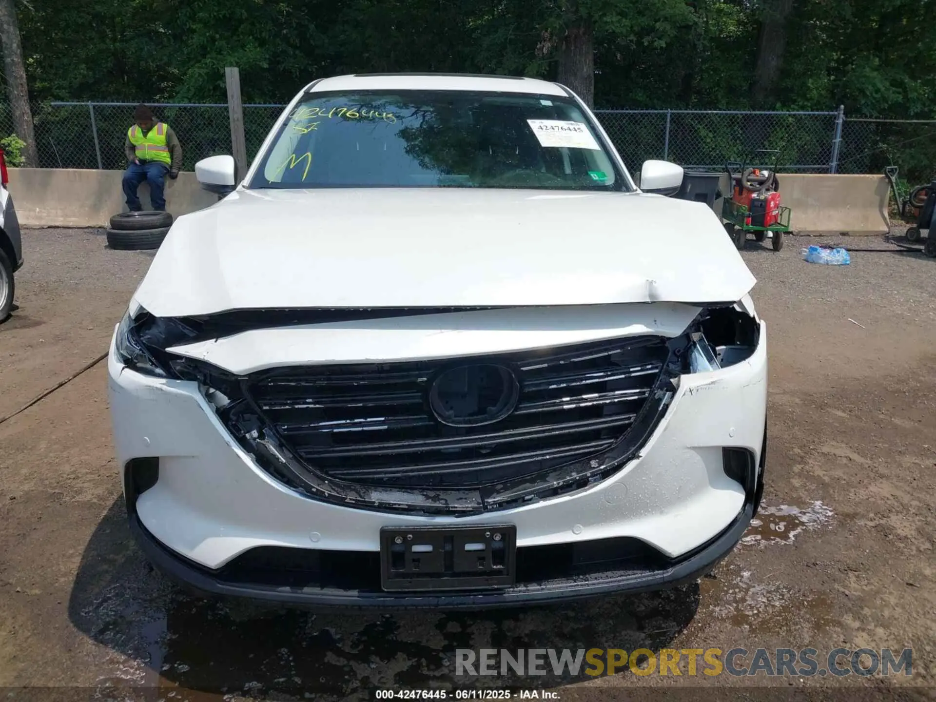 12 fotografías del automóvil dañado JM3TCBCY2M0539878 MAZDA CX-9 2021