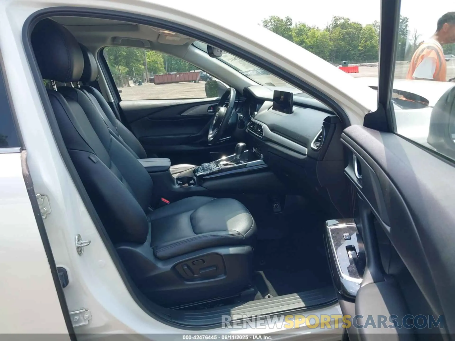 5 fotografías del automóvil dañado JM3TCBCY2M0539878 MAZDA CX-9 2021