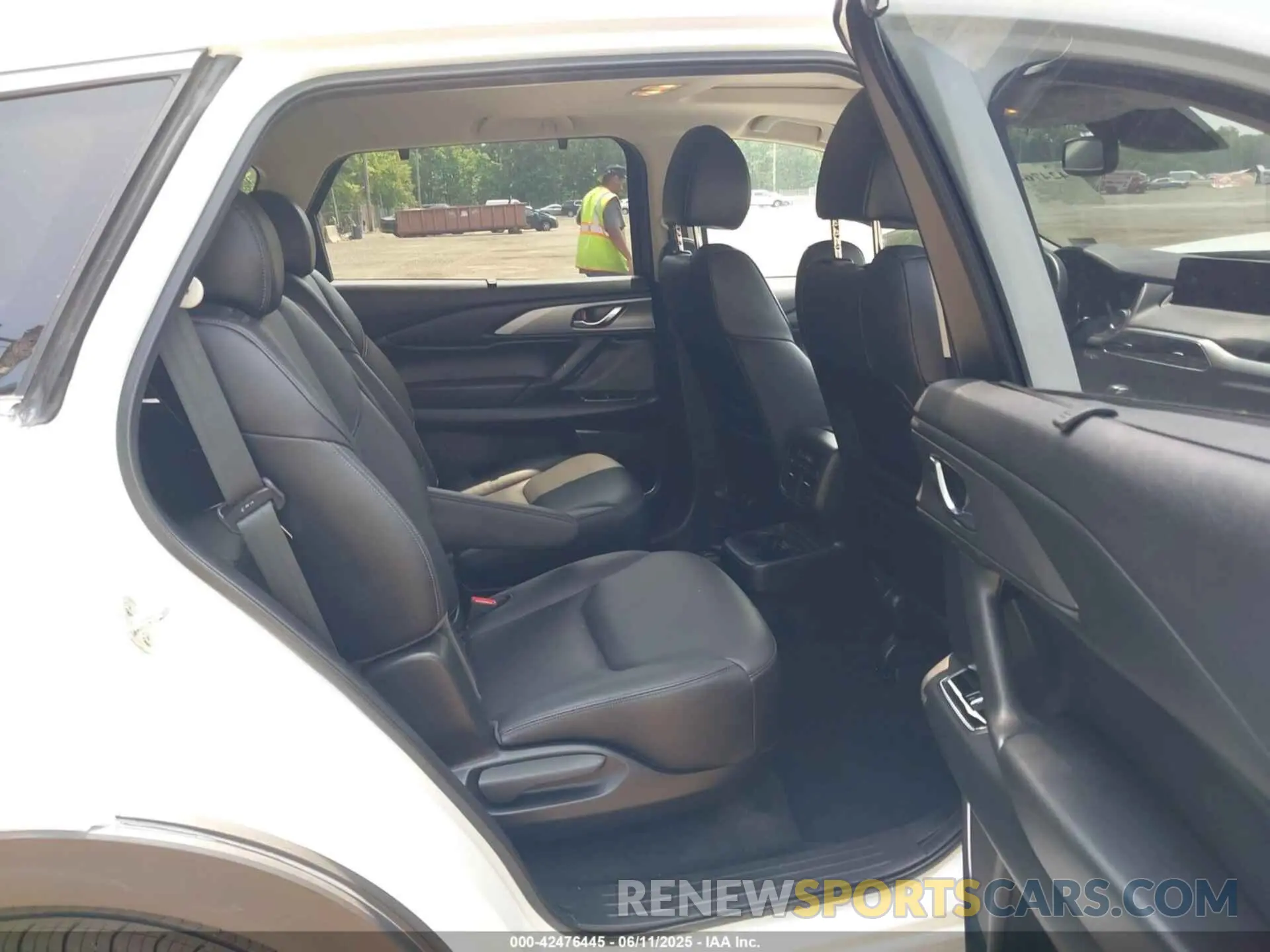 8 fotografías del automóvil dañado JM3TCBCY2M0539878 MAZDA CX-9 2021