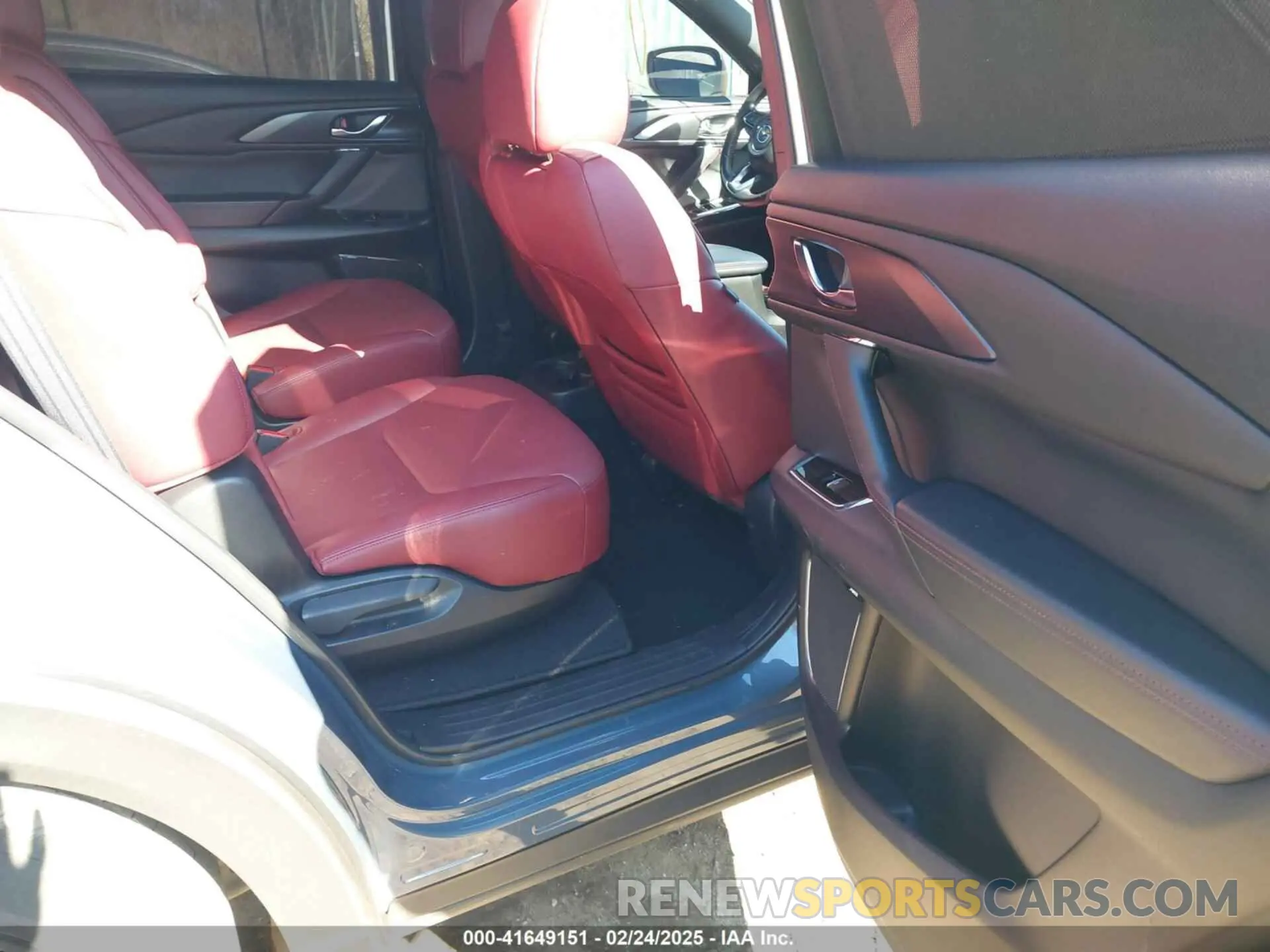 8 fotografías del automóvil dañado JM3TCBDY1M0505302 MAZDA CX-9 2021