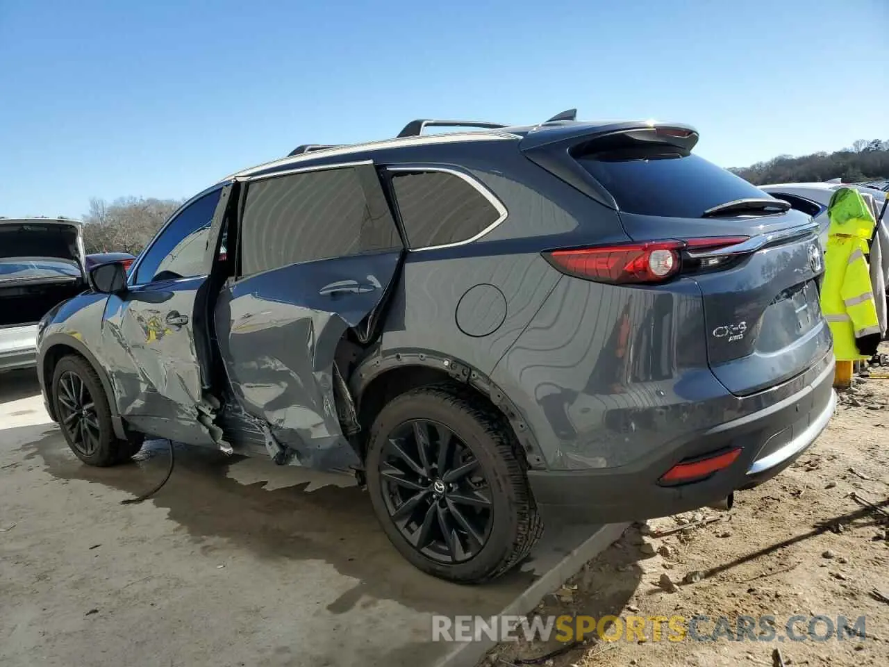 2 fotografías del automóvil dañado JM3TCBDY2M0537384 MAZDA CX-9 2021