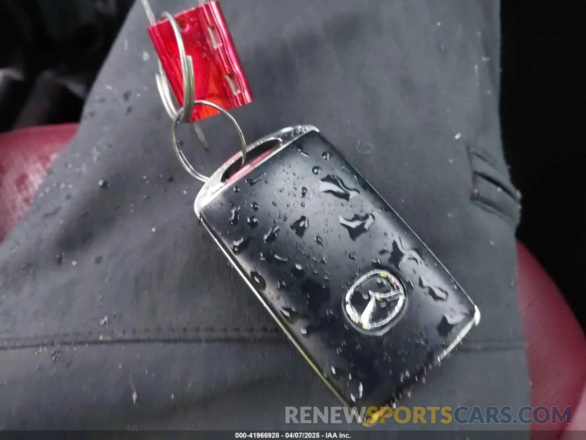 11 fotografías del automóvil dañado JM3TCBDY4M0532753 MAZDA CX-9 2021
