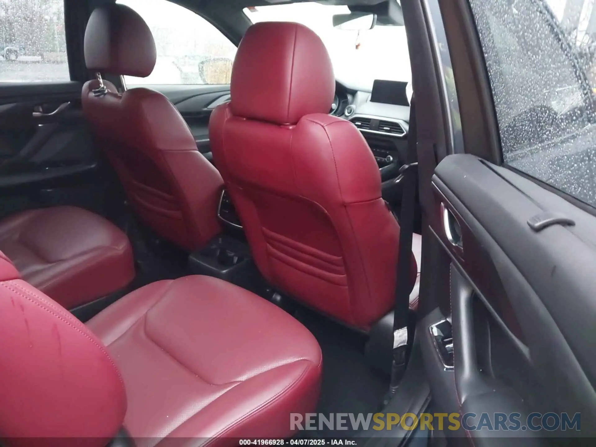 8 fotografías del automóvil dañado JM3TCBDY4M0532753 MAZDA CX-9 2021