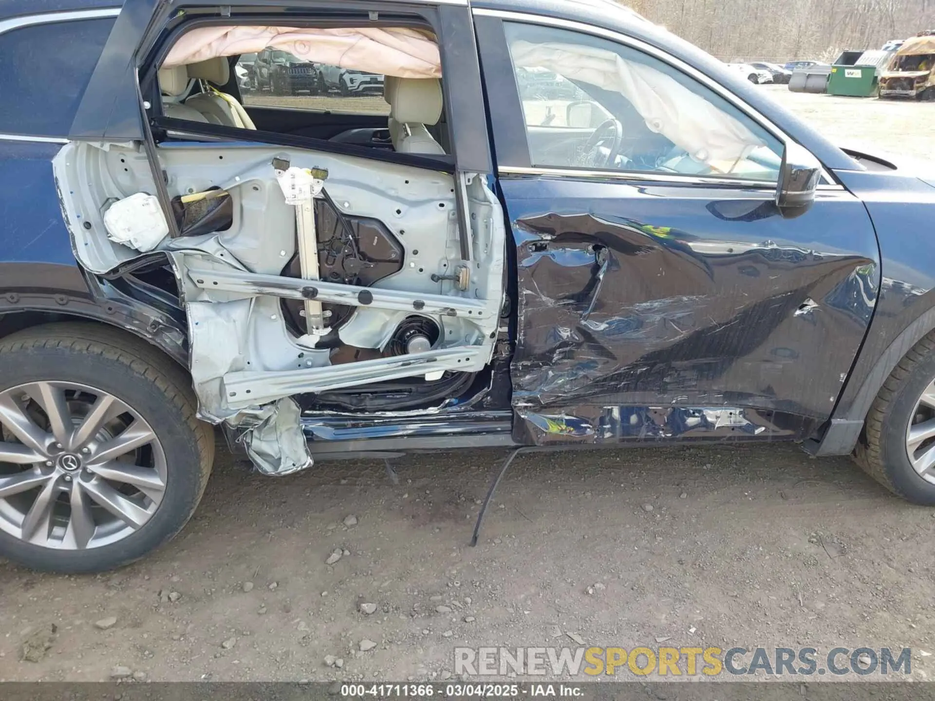 18 fotografías del automóvil dañado JM3TCBDY7M0540359 MAZDA CX-9 2021