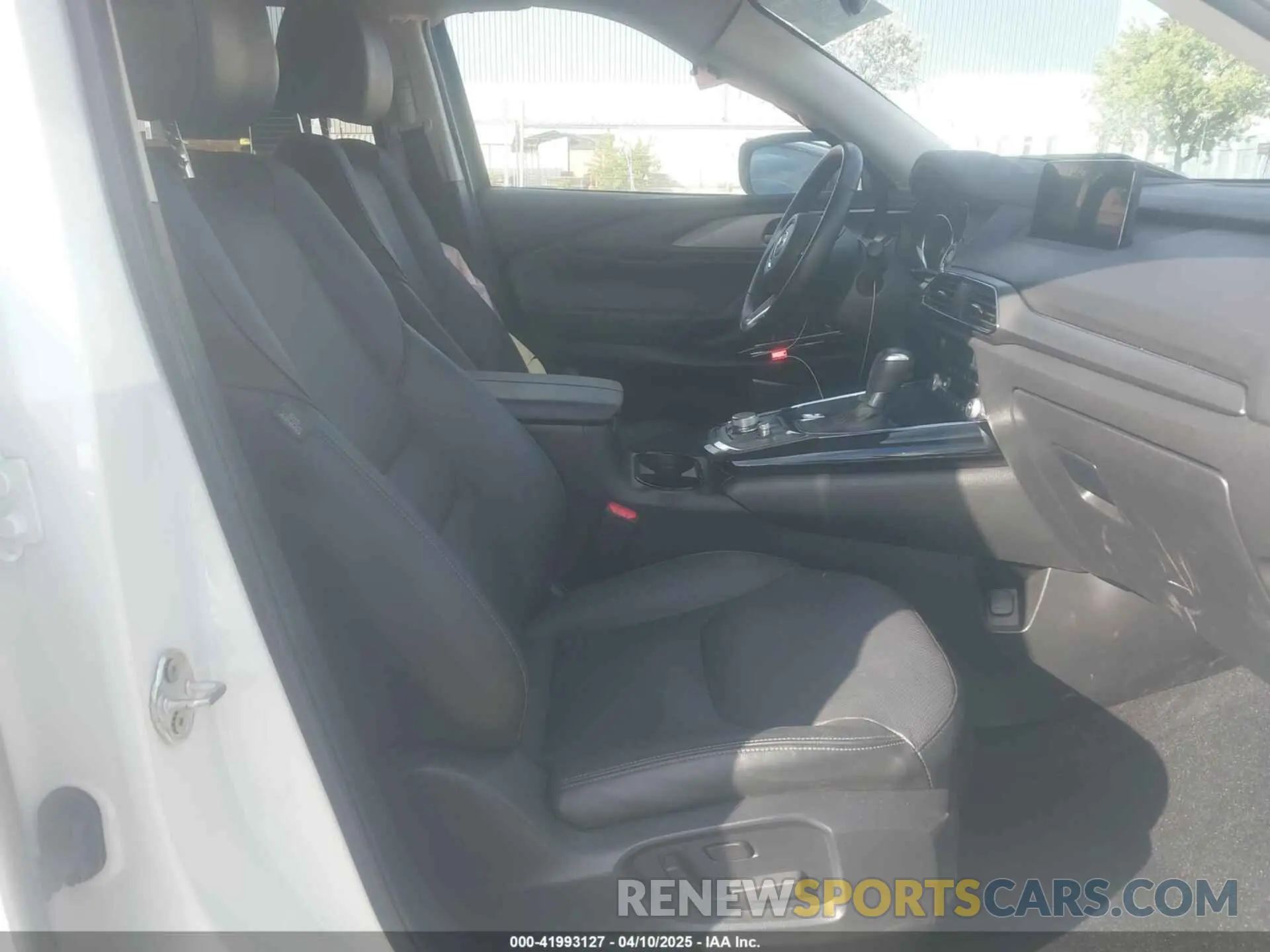 5 fotografías del automóvil dañado JM3TCBAY3N0613037 MAZDA CX-9 2022