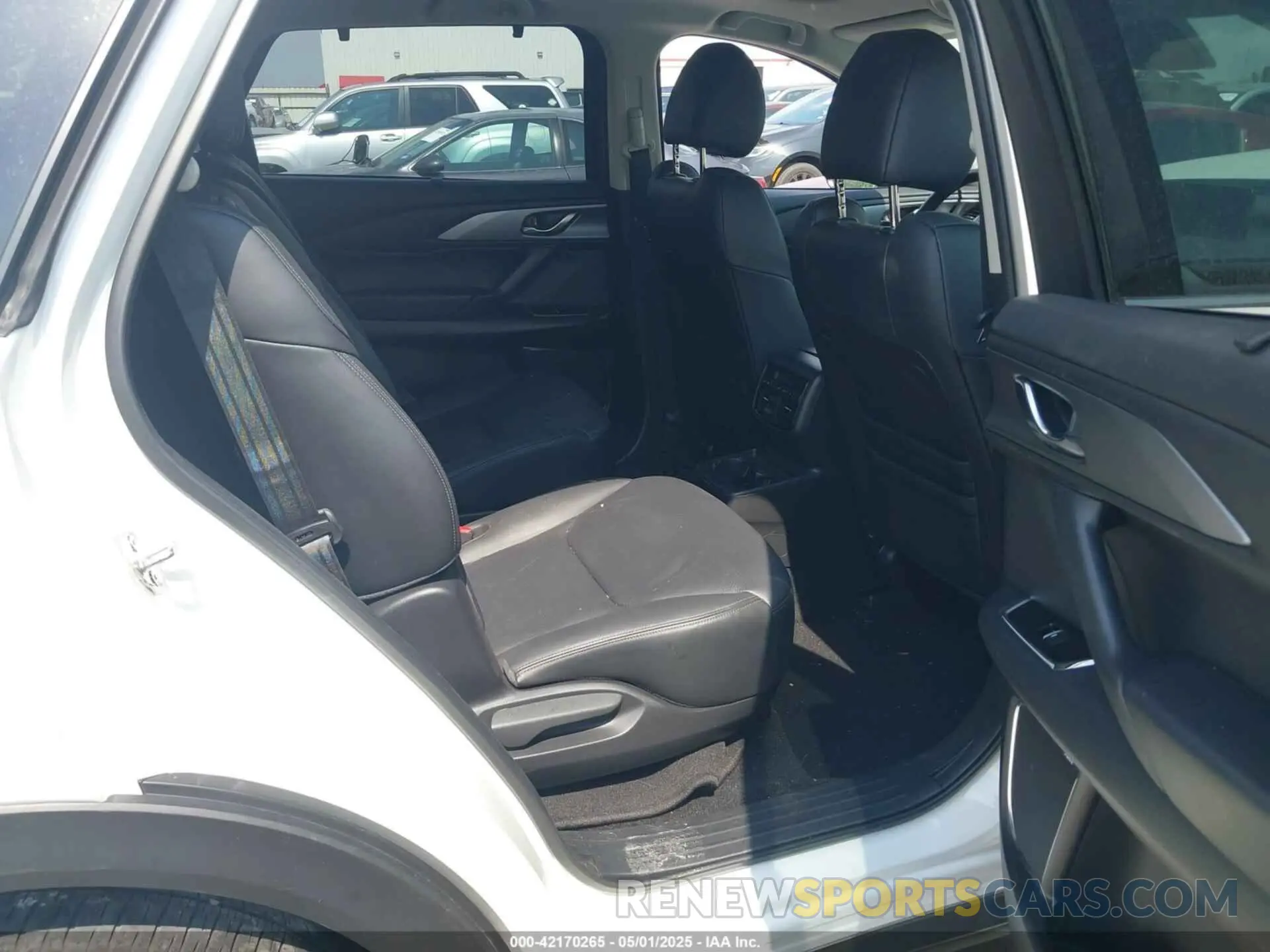 8 fotografías del automóvil dañado JM3TCBAY3N0626046 MAZDA CX-9 2022