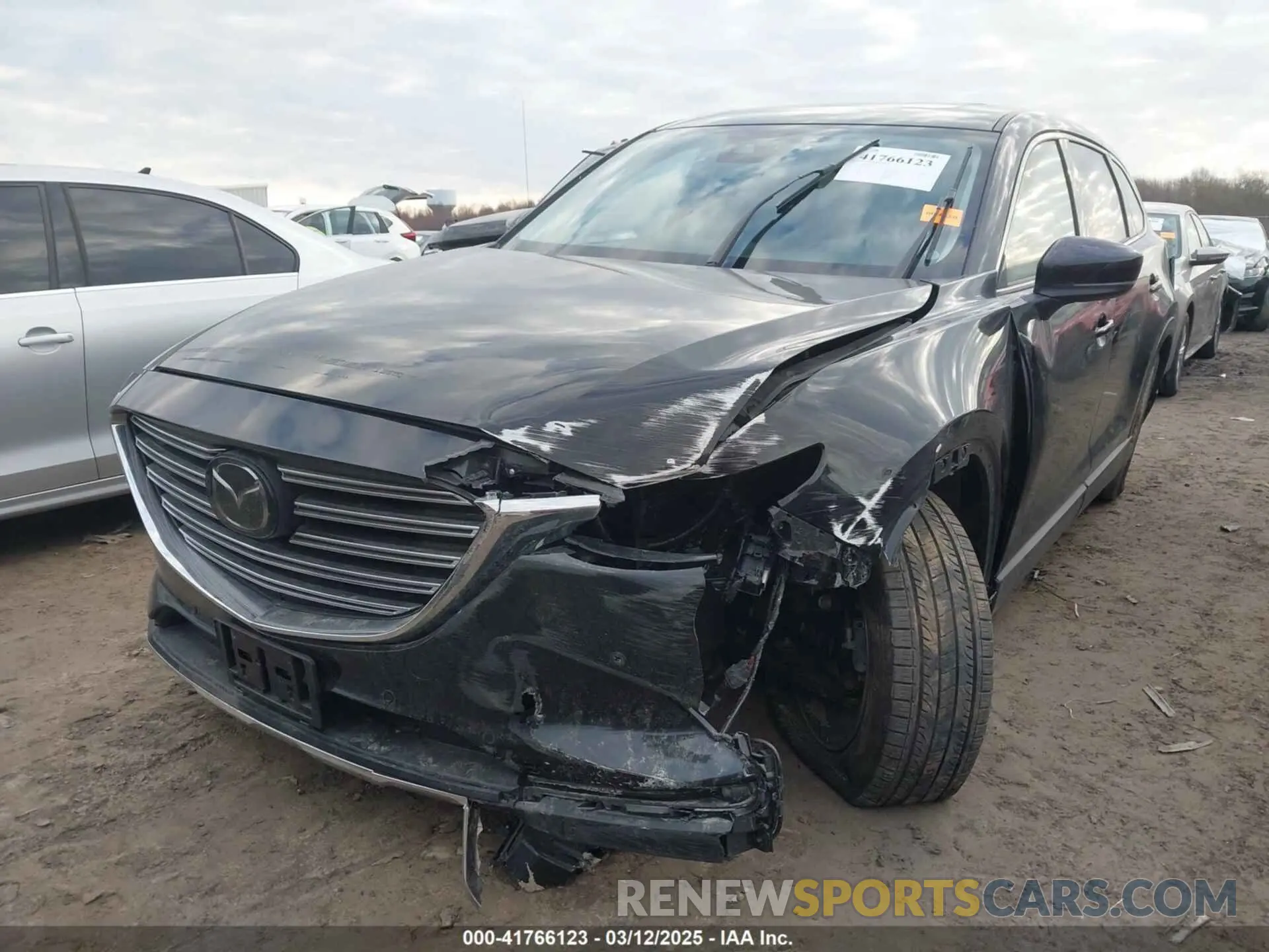 2 fotografías del automóvil dañado JM3TCBCY4N0624741 MAZDA CX-9 2022