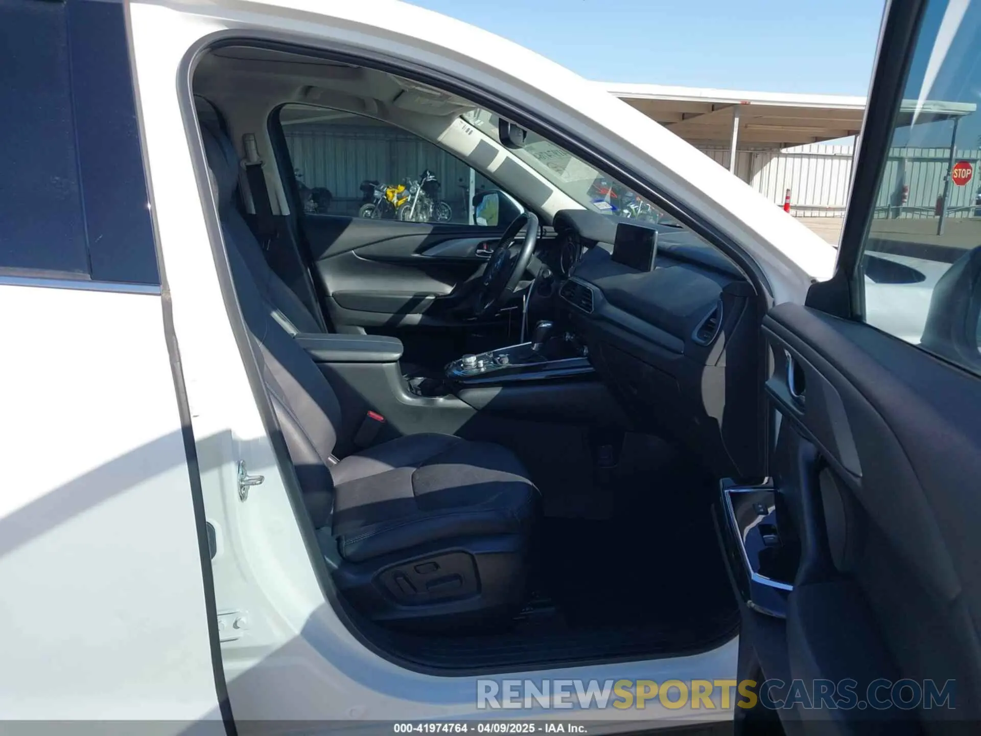 5 fotografías del automóvil dañado JM3TCBCY5N0627700 MAZDA CX-9 2022
