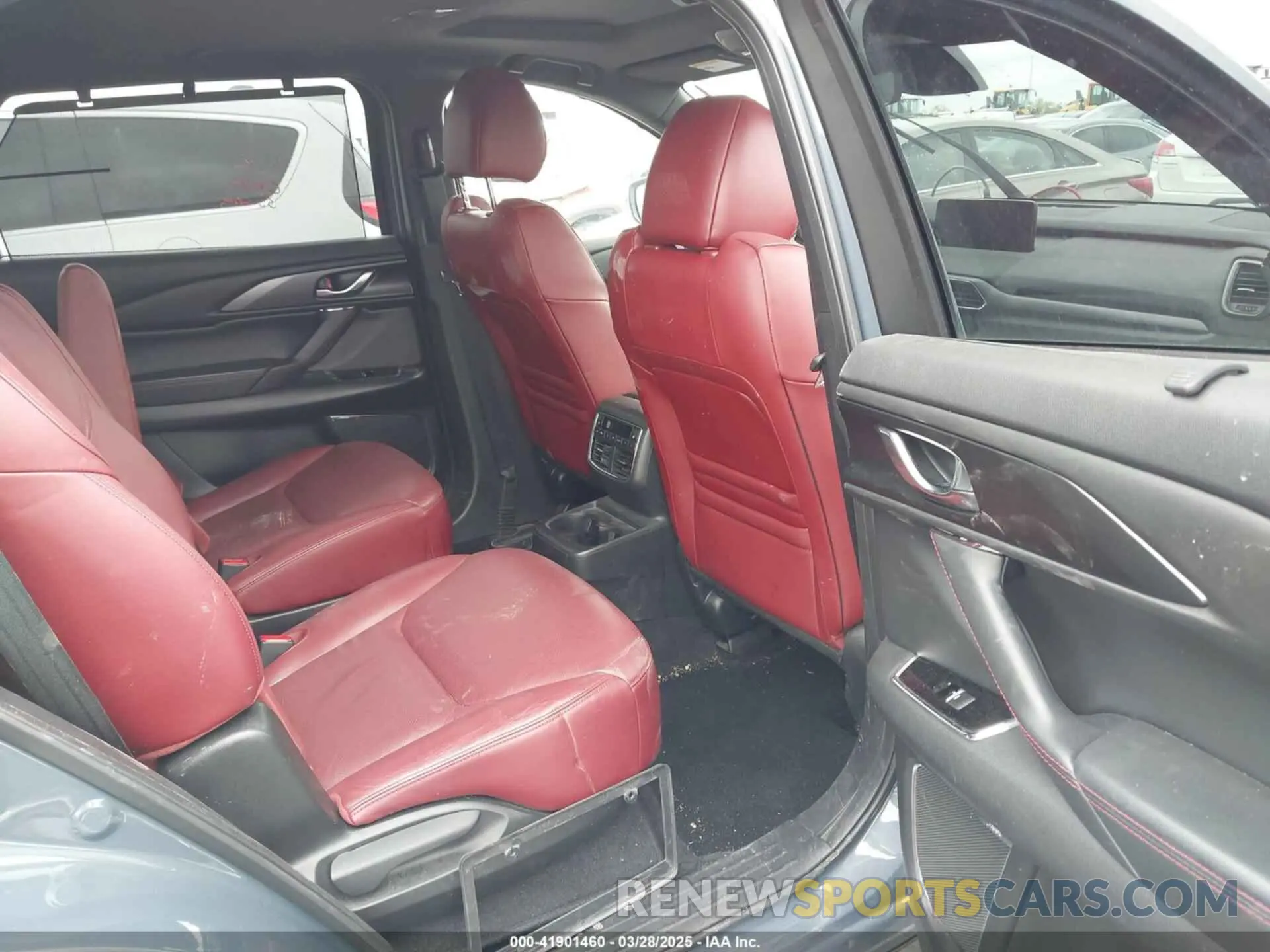 8 fotografías del automóvil dañado JM3TCBDY2N0626986 MAZDA CX-9 2022
