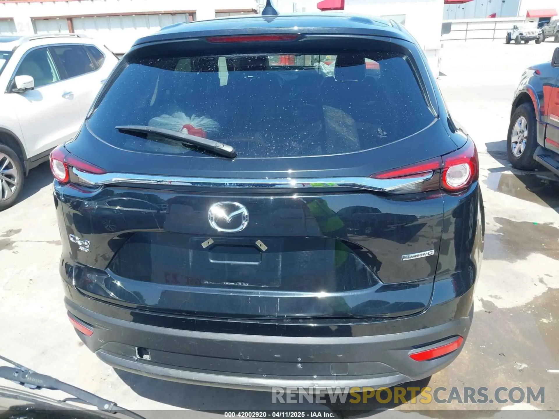 17 fotografías del automóvil dañado JM3TCBCY2P0651679 MAZDA CX-9 2023