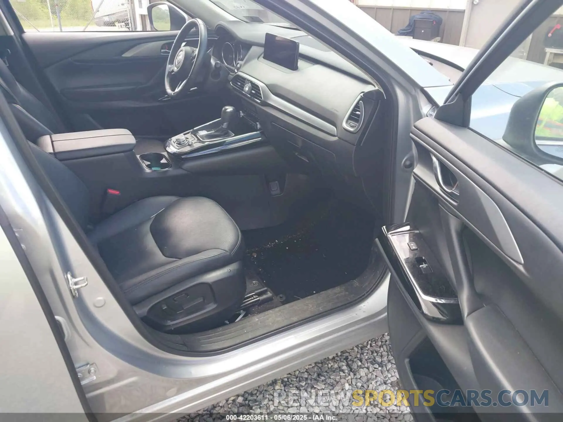 5 fotografías del automóvil dañado JM3TCBCY9P0659522 MAZDA CX-9 2023