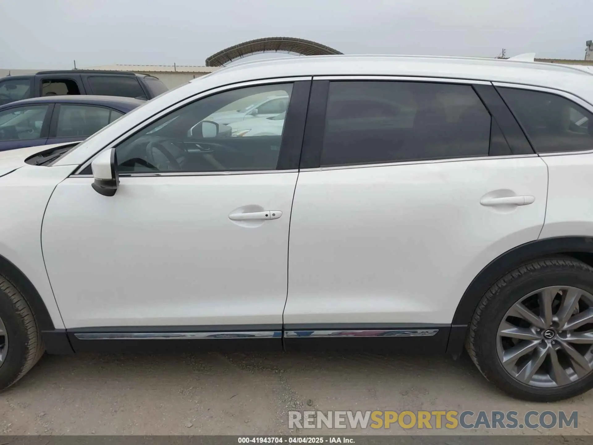 14 fotografías del automóvil dañado JM3TCBDY0P0634099 MAZDA CX-9 2023